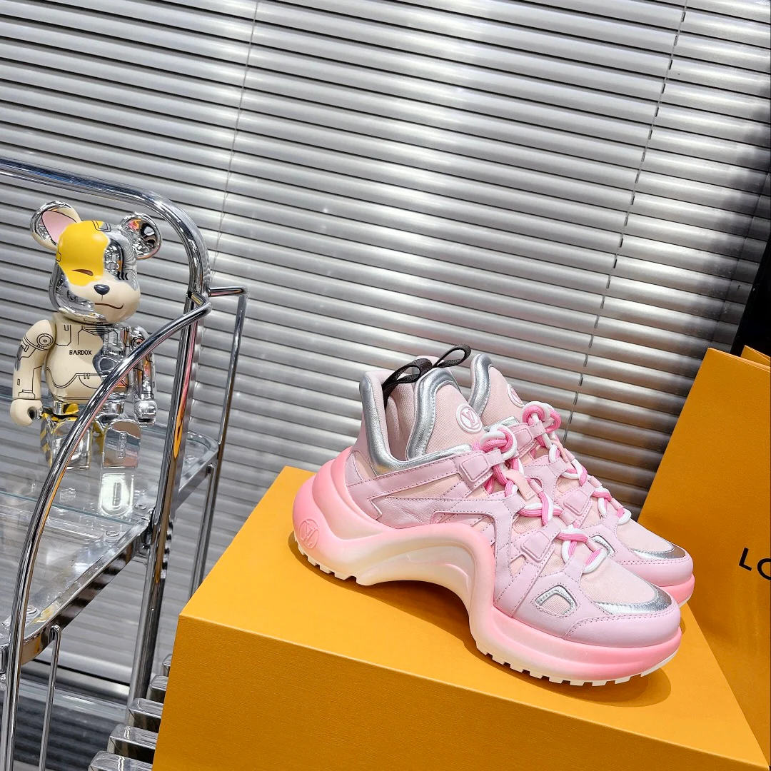 LV-archlight-casual athletic dad shoes-3