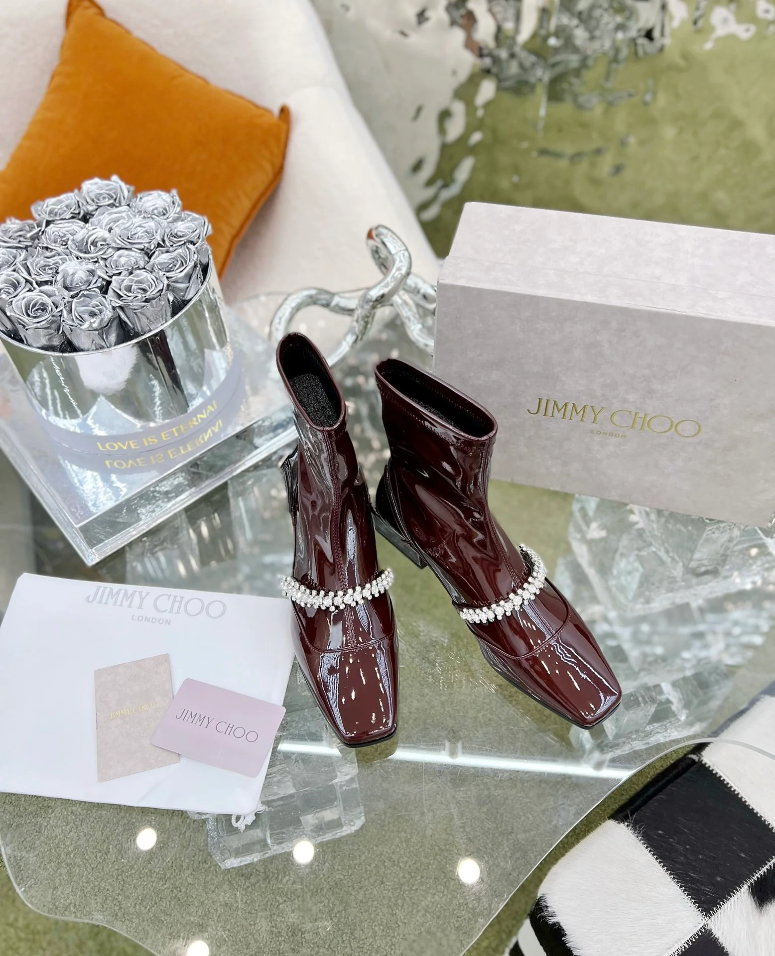 Jimmy - Новинка весны/лета 2022 - Ботильоны на резинке со стразами - 2