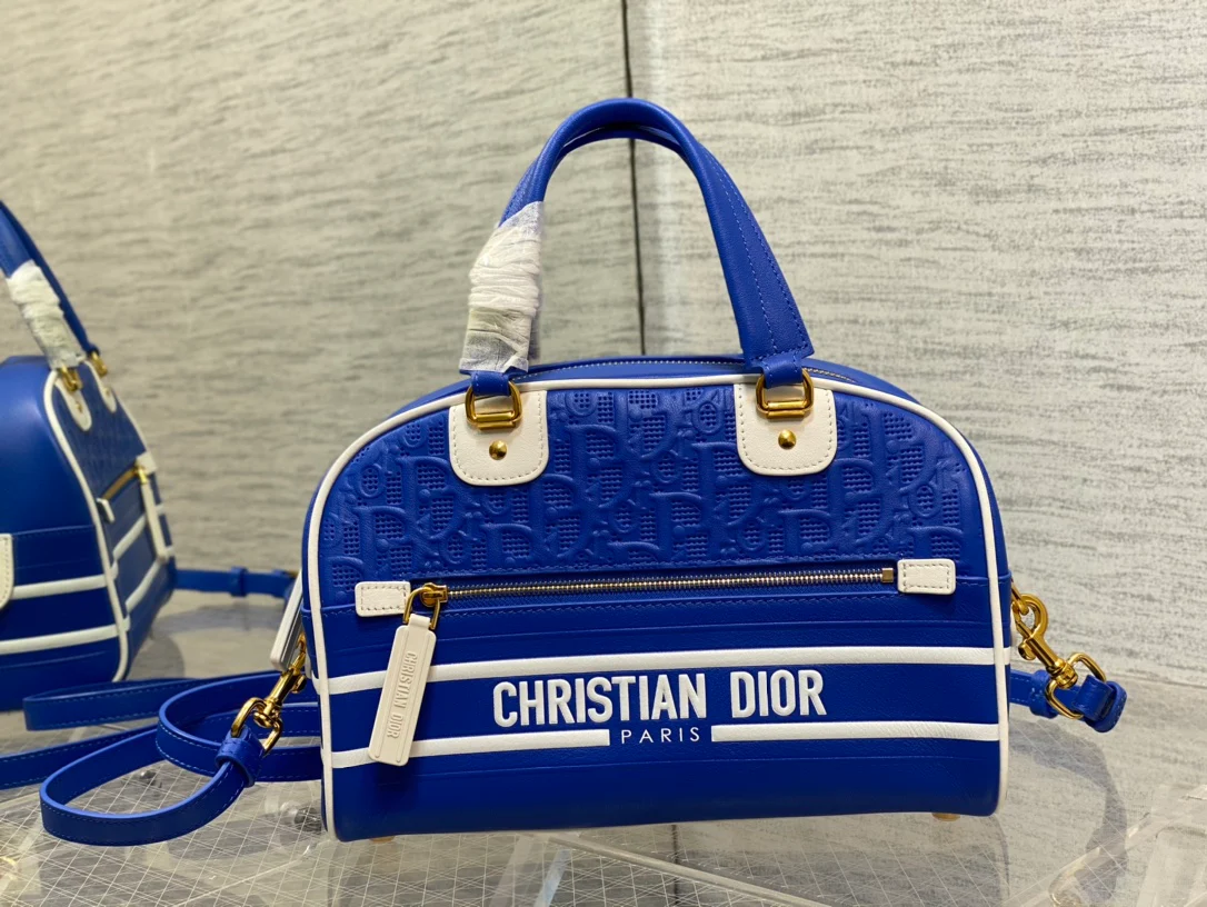 Сумка-боулинг Dior из коллекции весна/лето 2022 Vibe, средний размер 4