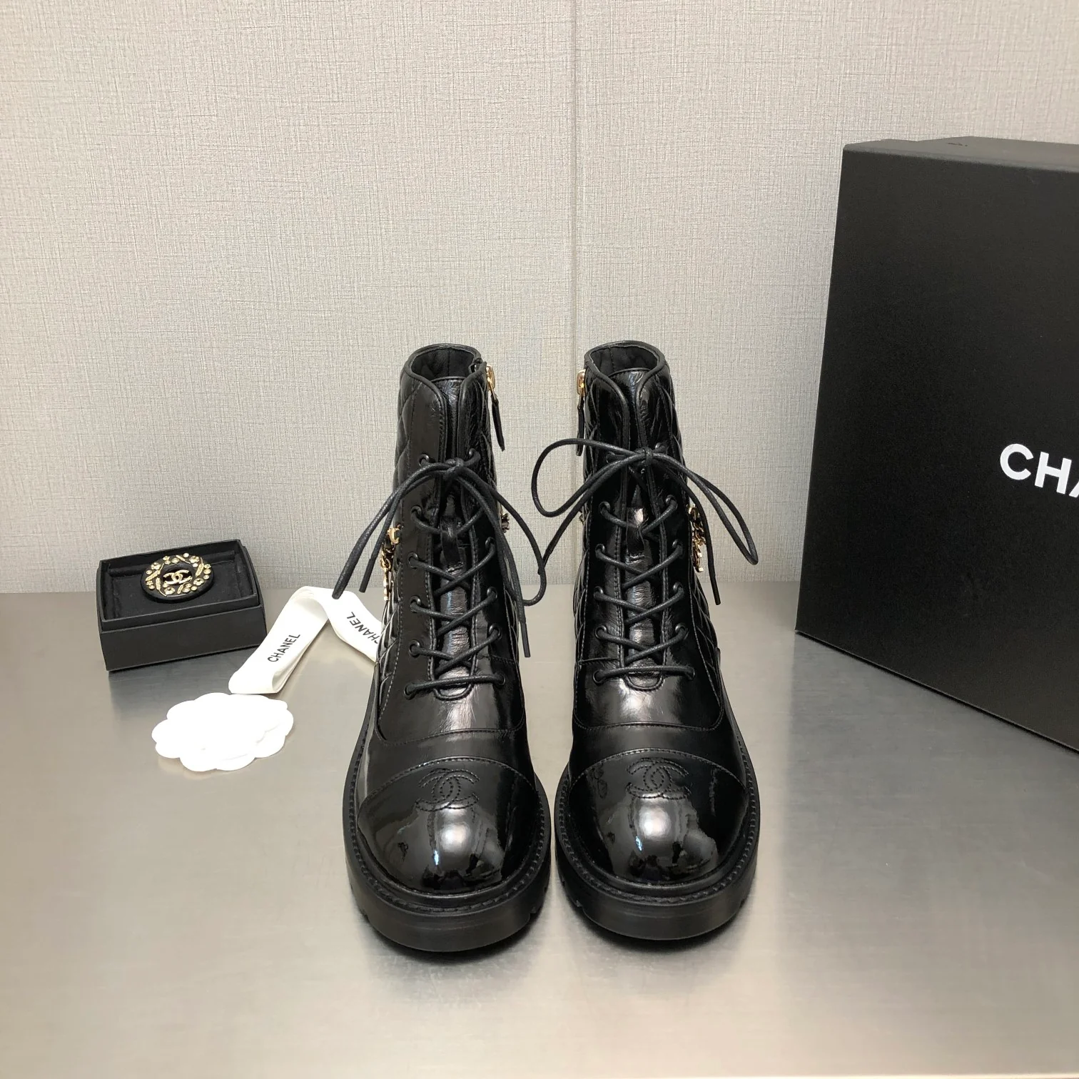 Стеганые сапоги Chanel из овечьей кожи на шнуровке - размеры 35-39-40-41 (изготовление на заказ)