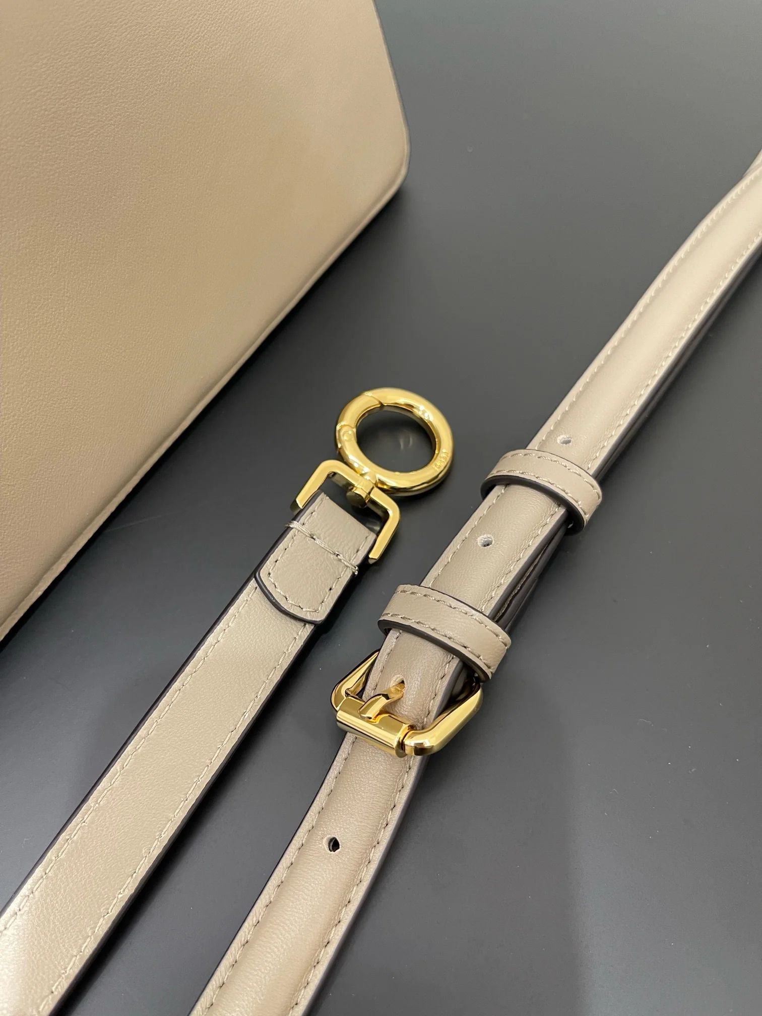 Fendi-peekaboo-i-see-u-small-khaki