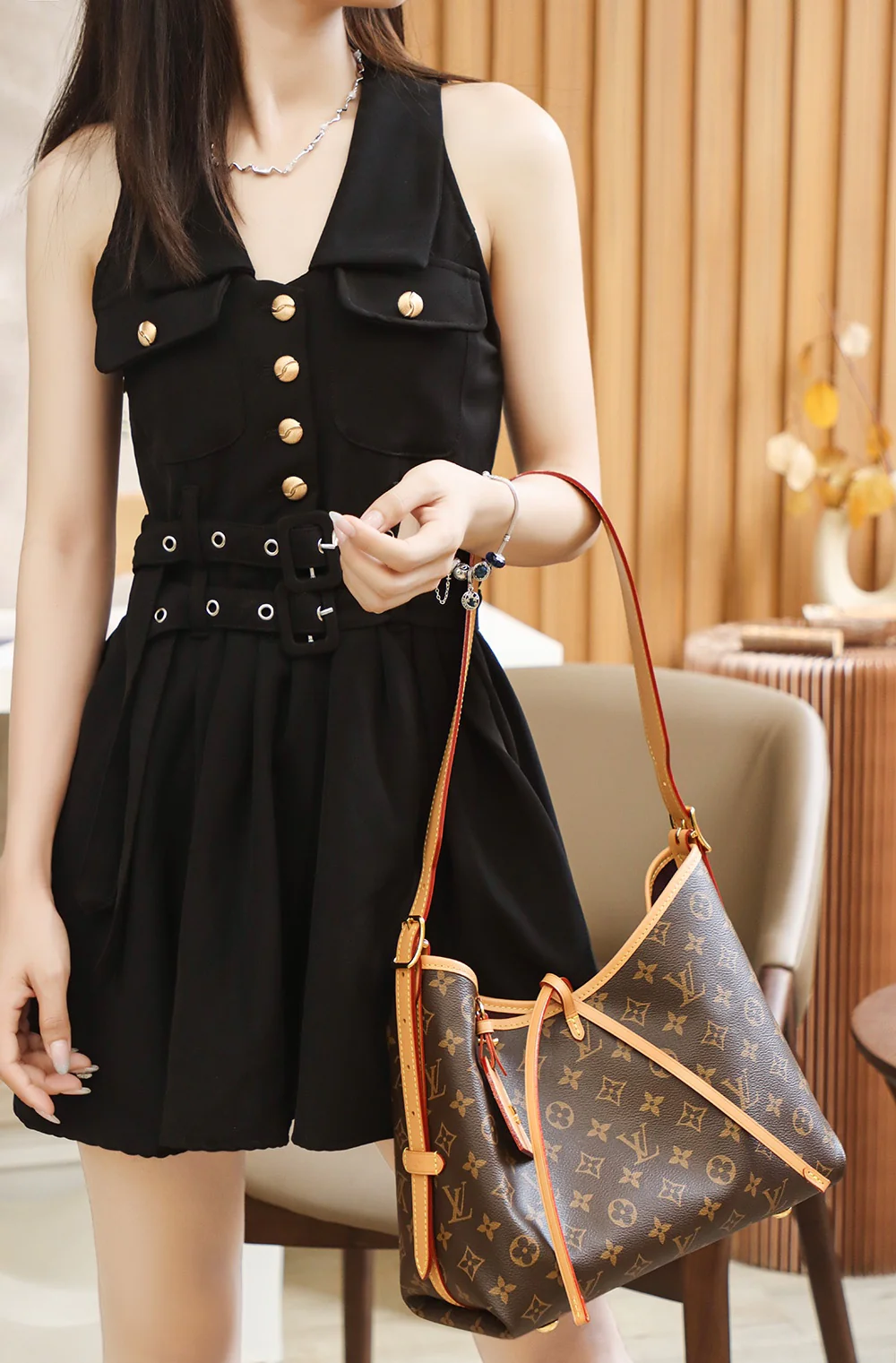 Сумка LV Carryall Bow, маленькая, коричневая.