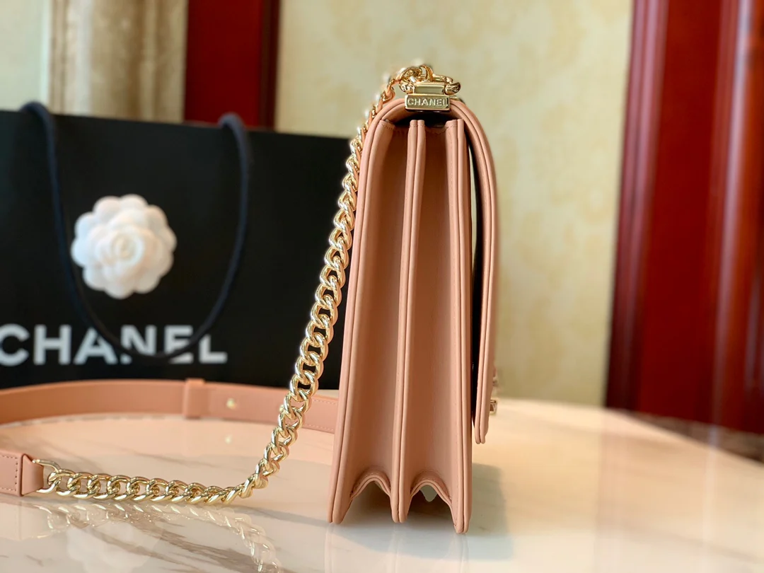 Chanel-boy-19-5-16-6cm