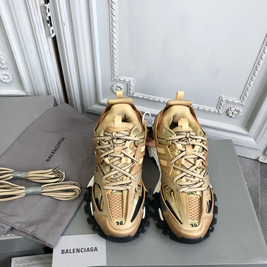 Balenciaga - Папины кроссовки - Золотые