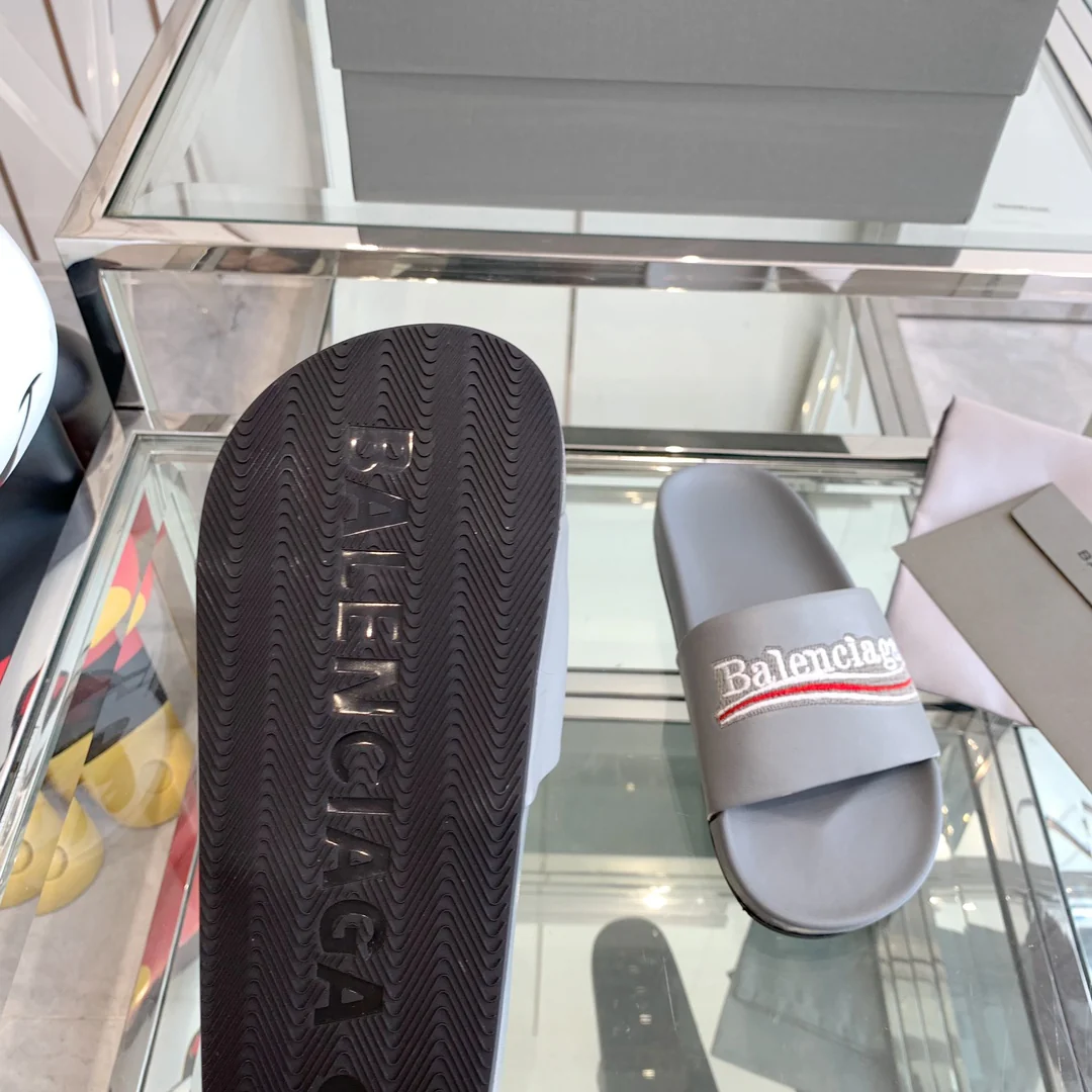 Тапочки Balenciaga Letter - унисекс - серые