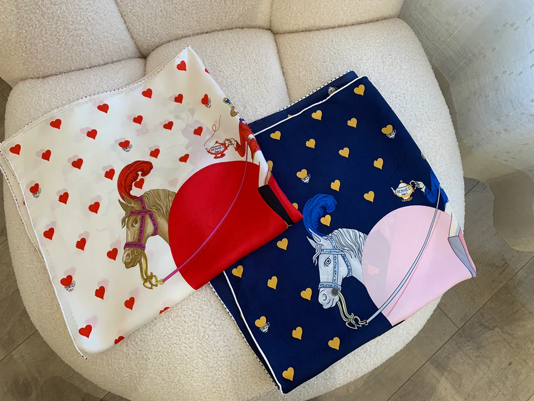 Hermes - Королевский послеобеденный чай - Шелковый шарф ограниченной серии, 70 см - 100% чистый шелк