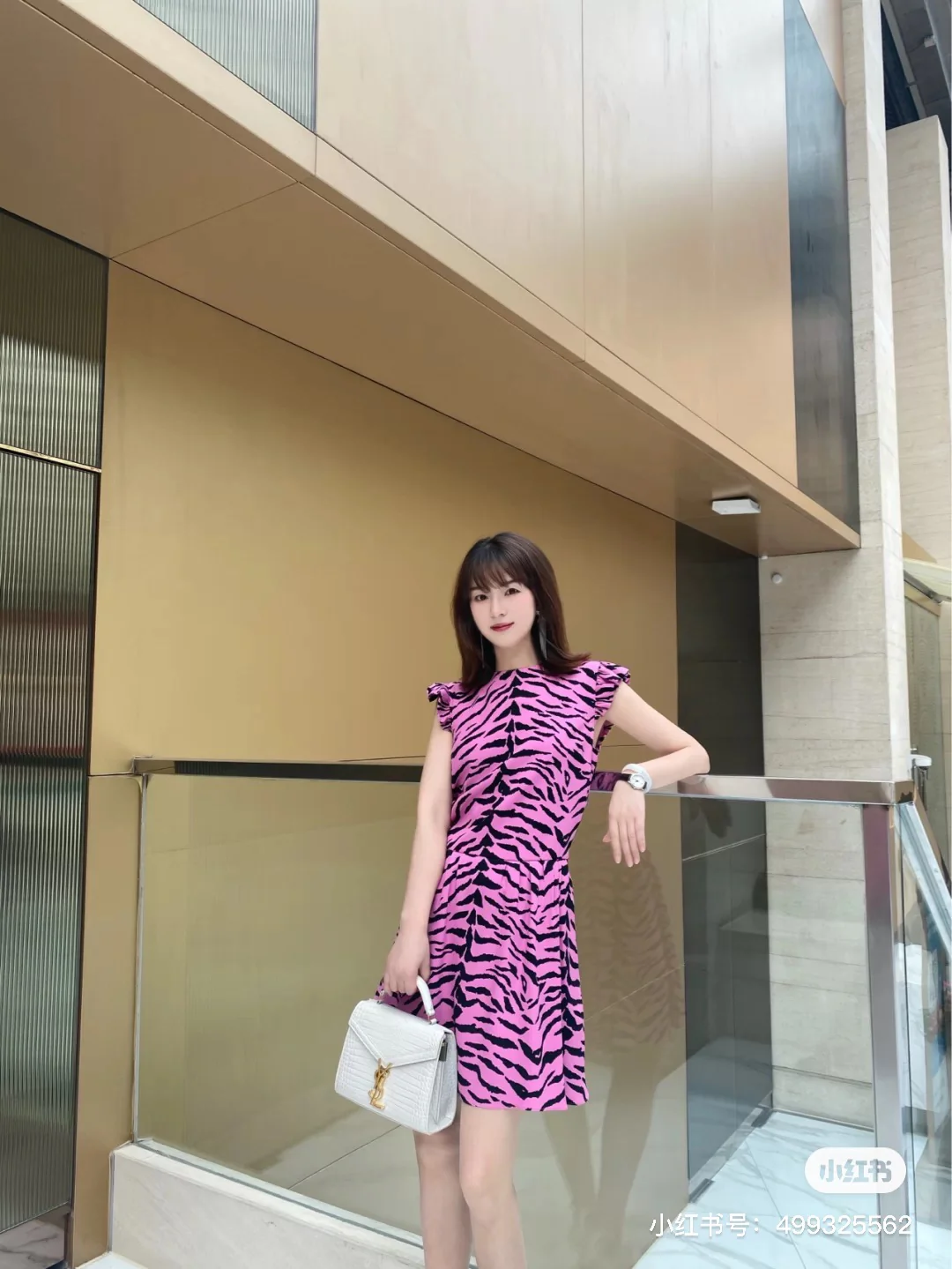 Образ YSL Cassandra с крокодиловым принтом (поделиться)