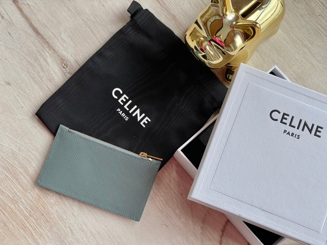 Celine 粒面小牛皮拉链卡包-云雾蓝