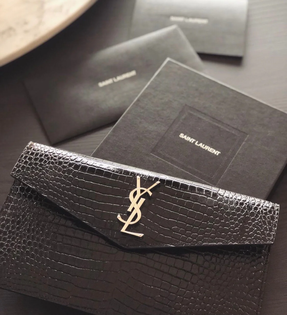 Клатч YSL с тиснением под крокодиловую кожу - 2 шт.