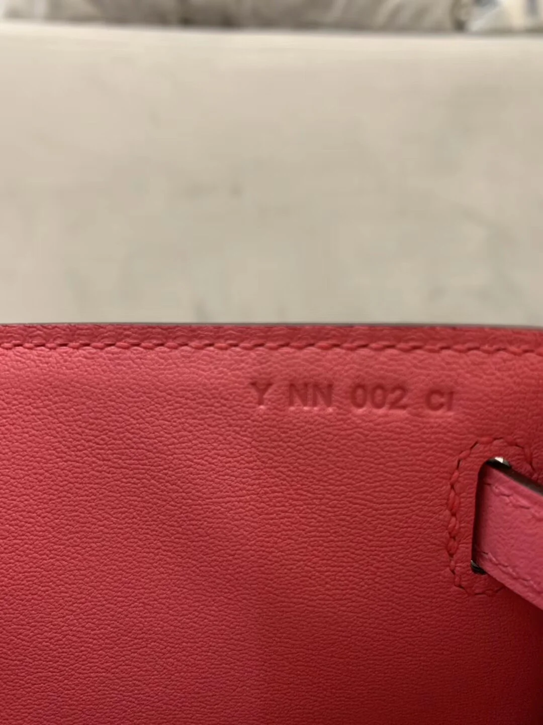 Мини-сумочка Hermes Kelly 1-го поколения, 22 см, помада Swift 8W с серебряной пряжкой.