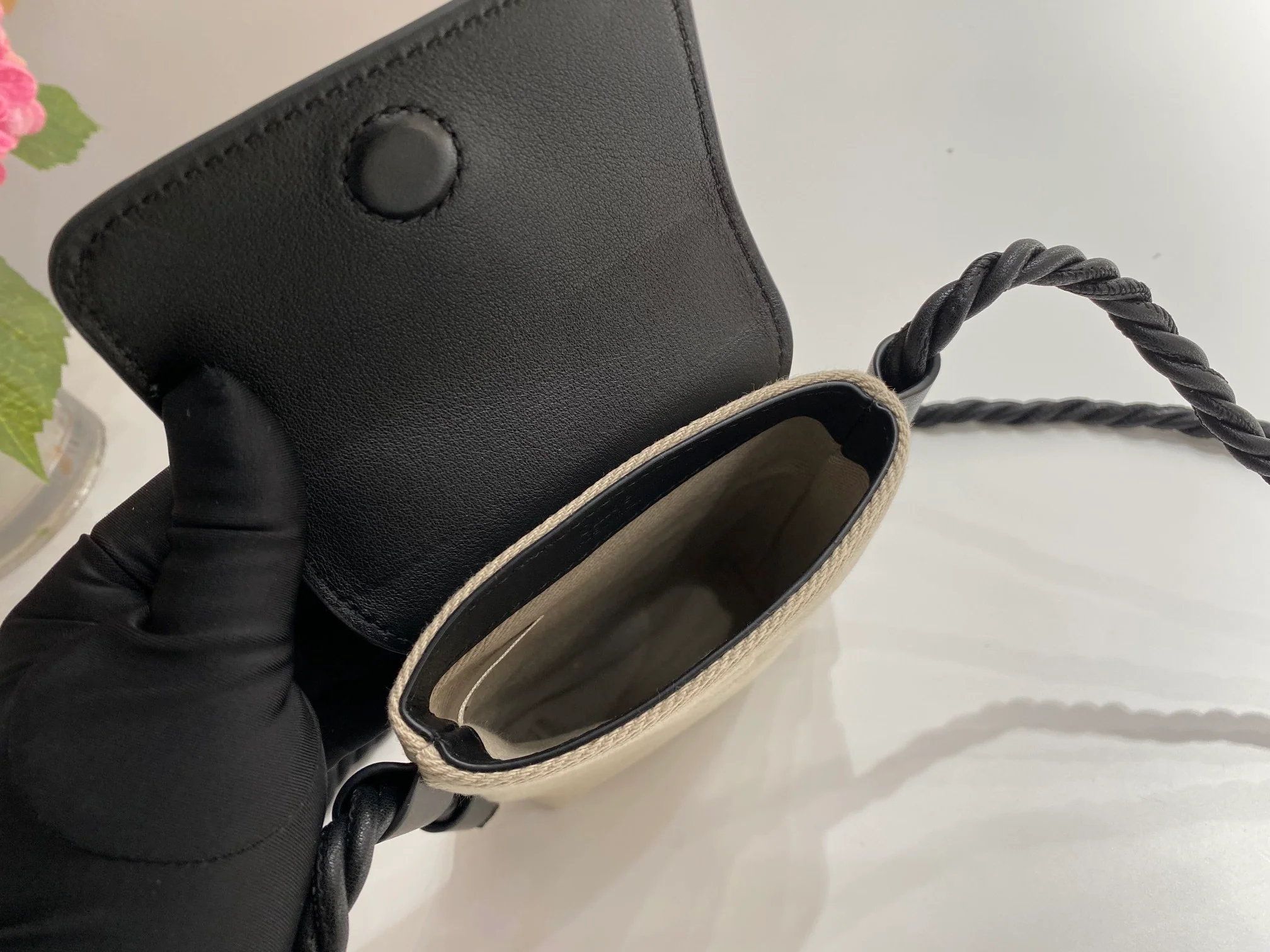 Сумка для телефона Chloe Key X - черная