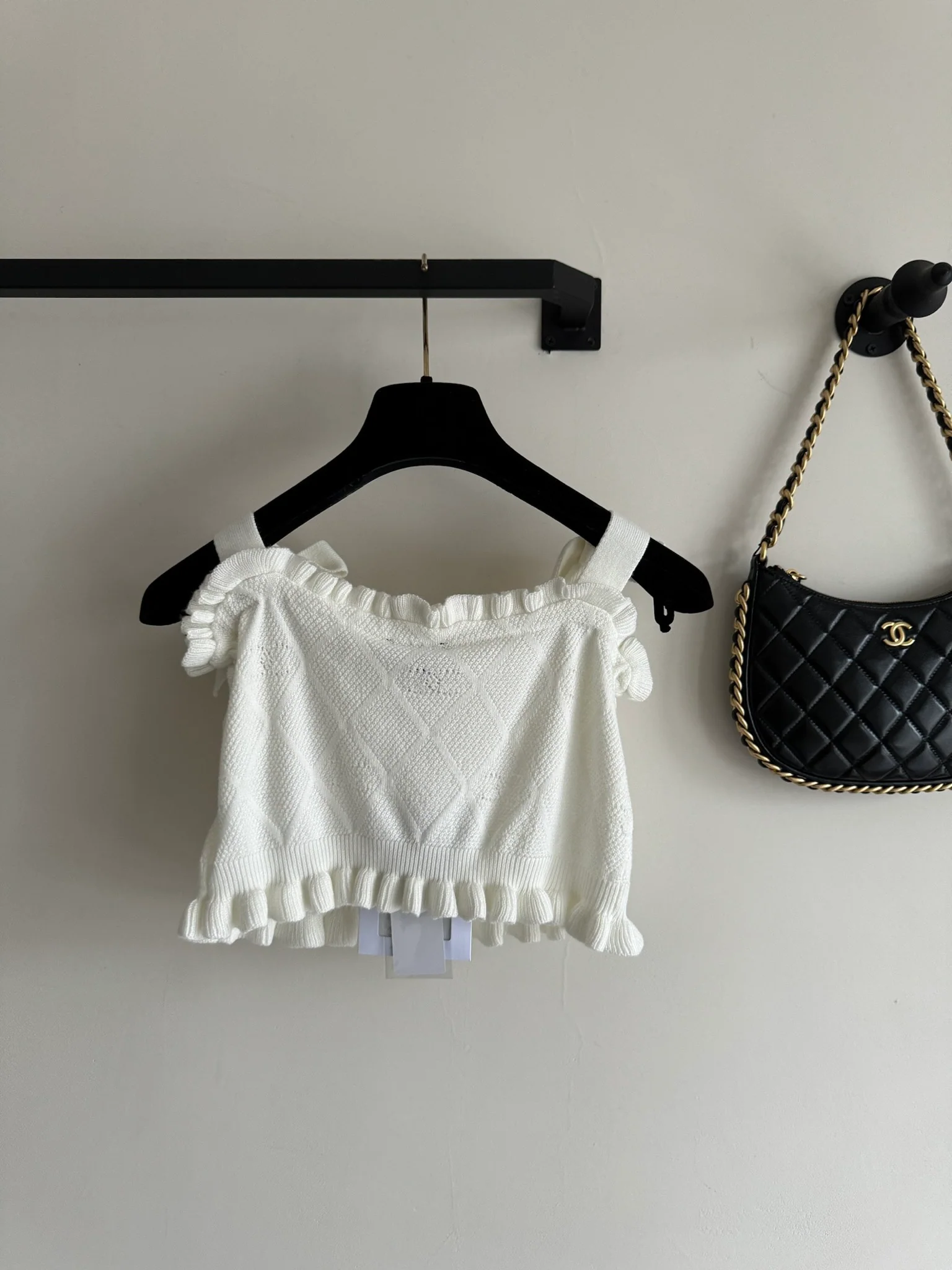 В стиле Chanel - 2403-24 Новая вязаная короткая майка-топ ранней весны - Розовая - 1