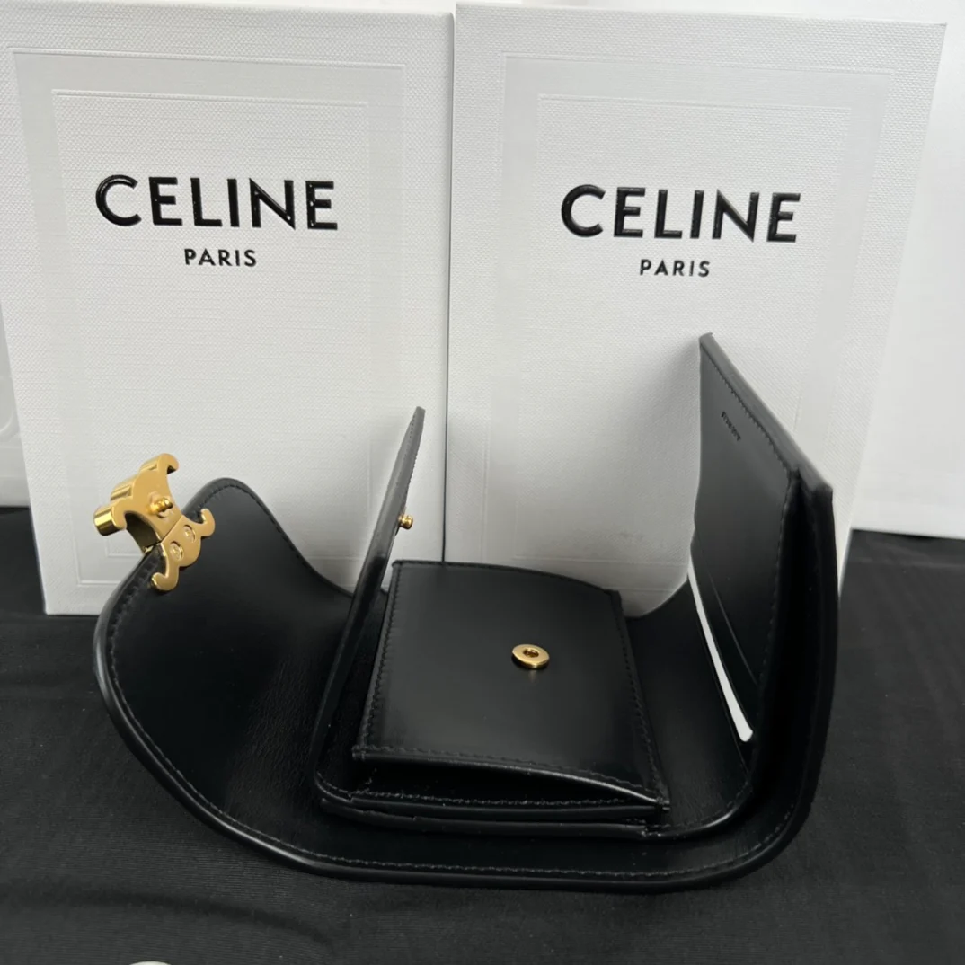 Celine-TRIOMPHE 小号光滑羊皮革钱包 黑色