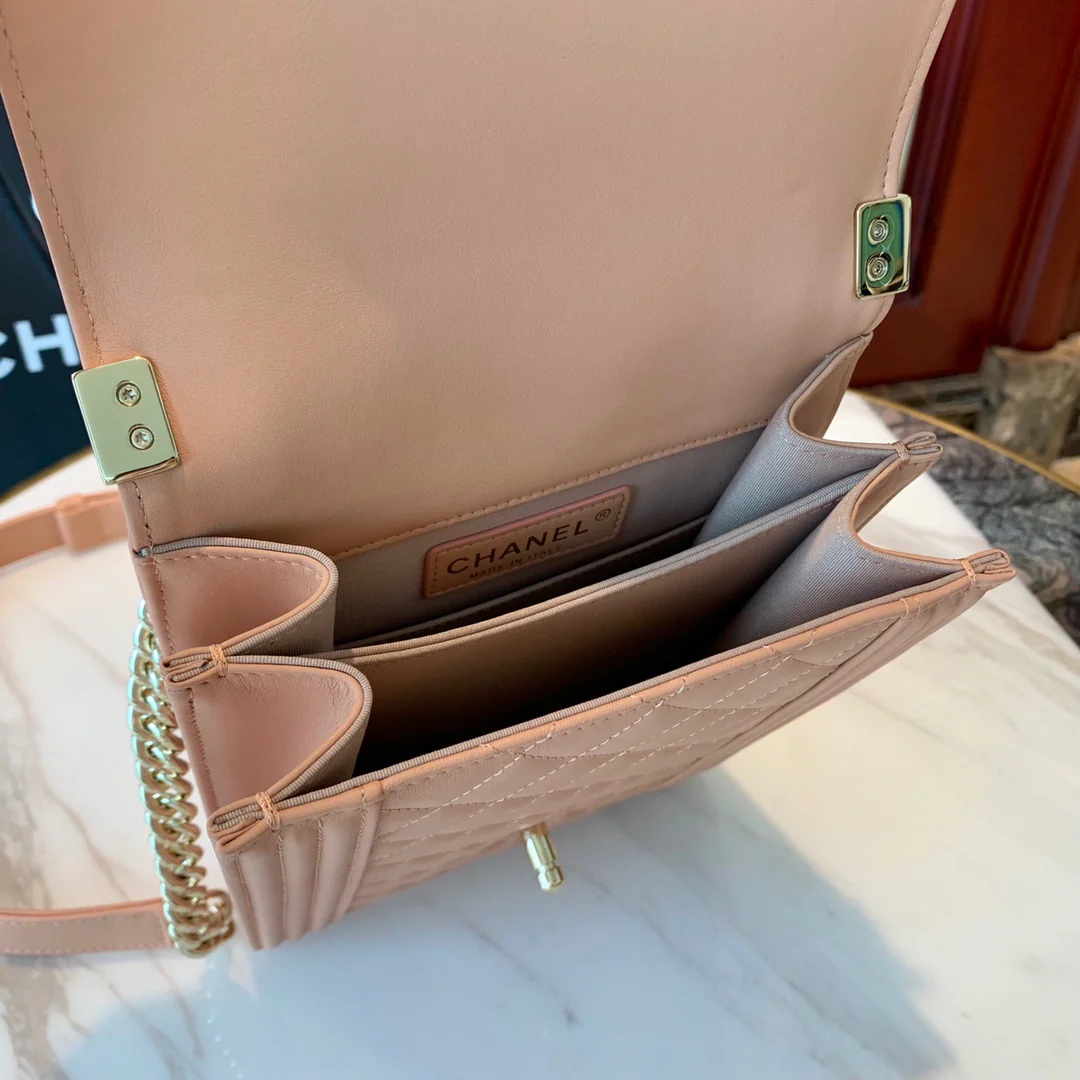 Chanel-boy-19-5-16-6cm