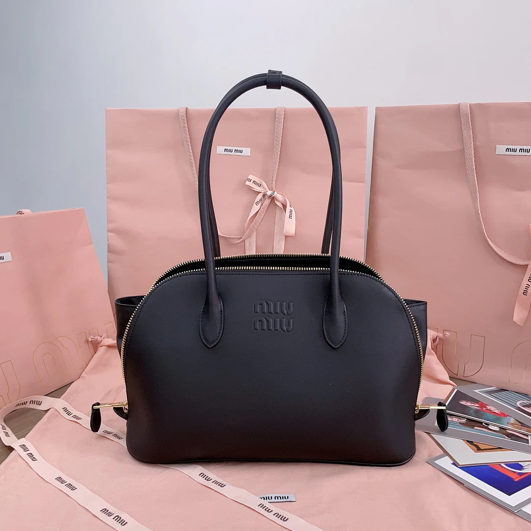 Miu Miu - Черная сумка-ракушка