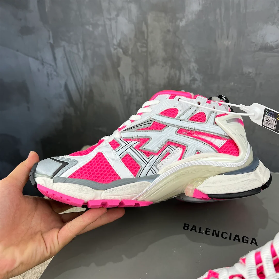 Кроссовки Balenciaga Runner - унисекс - серебристо-розовые