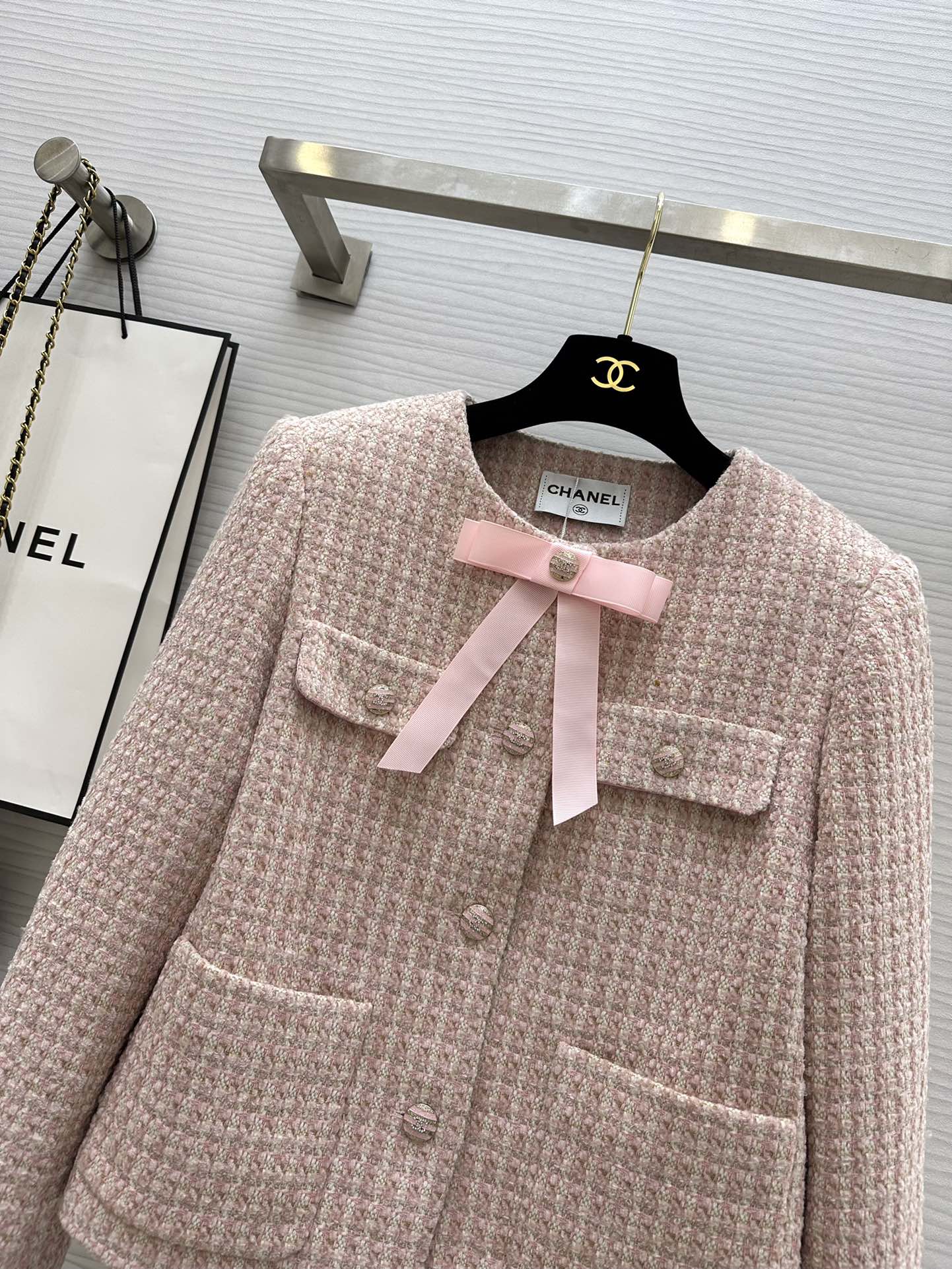 Chanel - 2403-24 Ранняя весна Новый стиль Девичий круглый вырез Классический тканый жакет