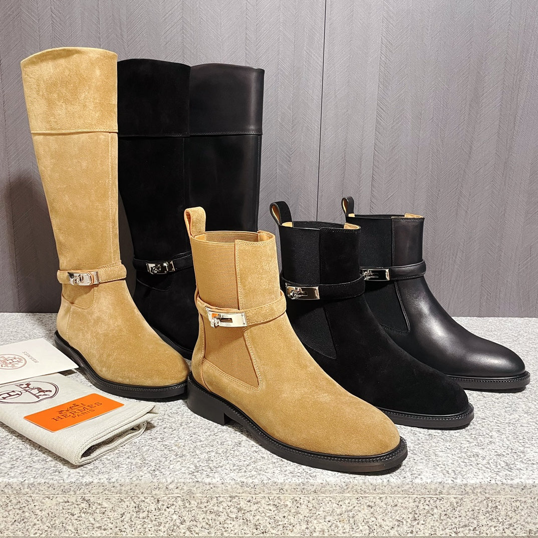 Новинка осенне-зимней коллекции Hermes - Ботинки Kelly Buckle Martin - Глянцево-черные