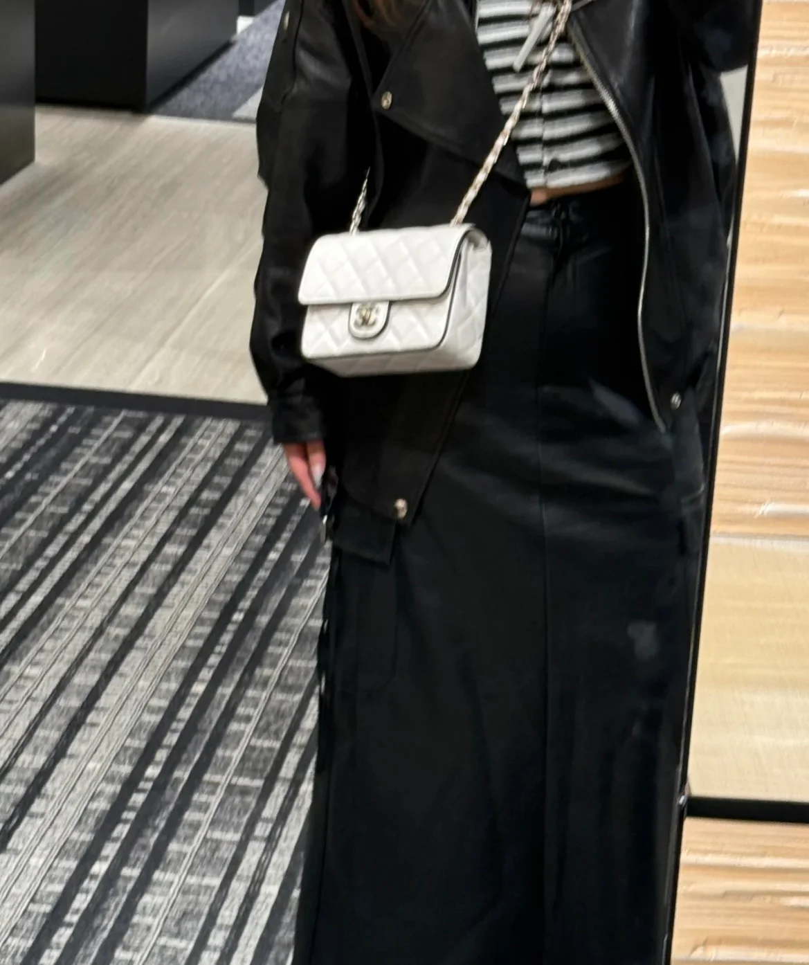 Chanel 25 пенсов - Panda Square Fat Man - White