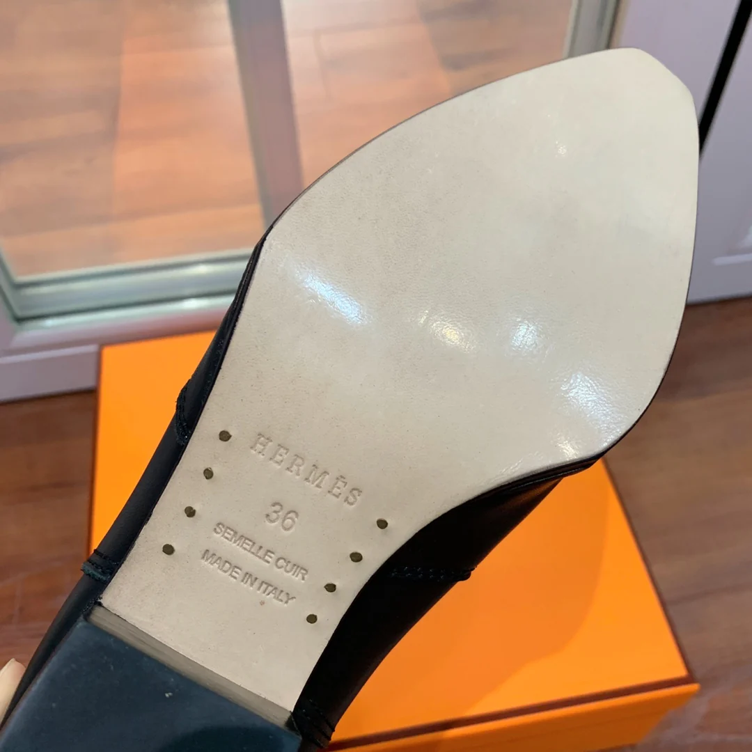 Новинка сезона осень/зима 2022 от Hermes - Ботильоны - Черные