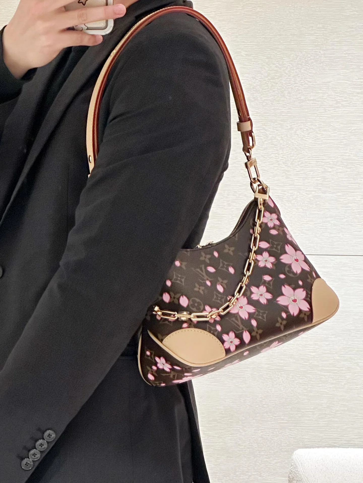 LV-mb163c-tm-boulogne-handbag-small-cherry blossom style