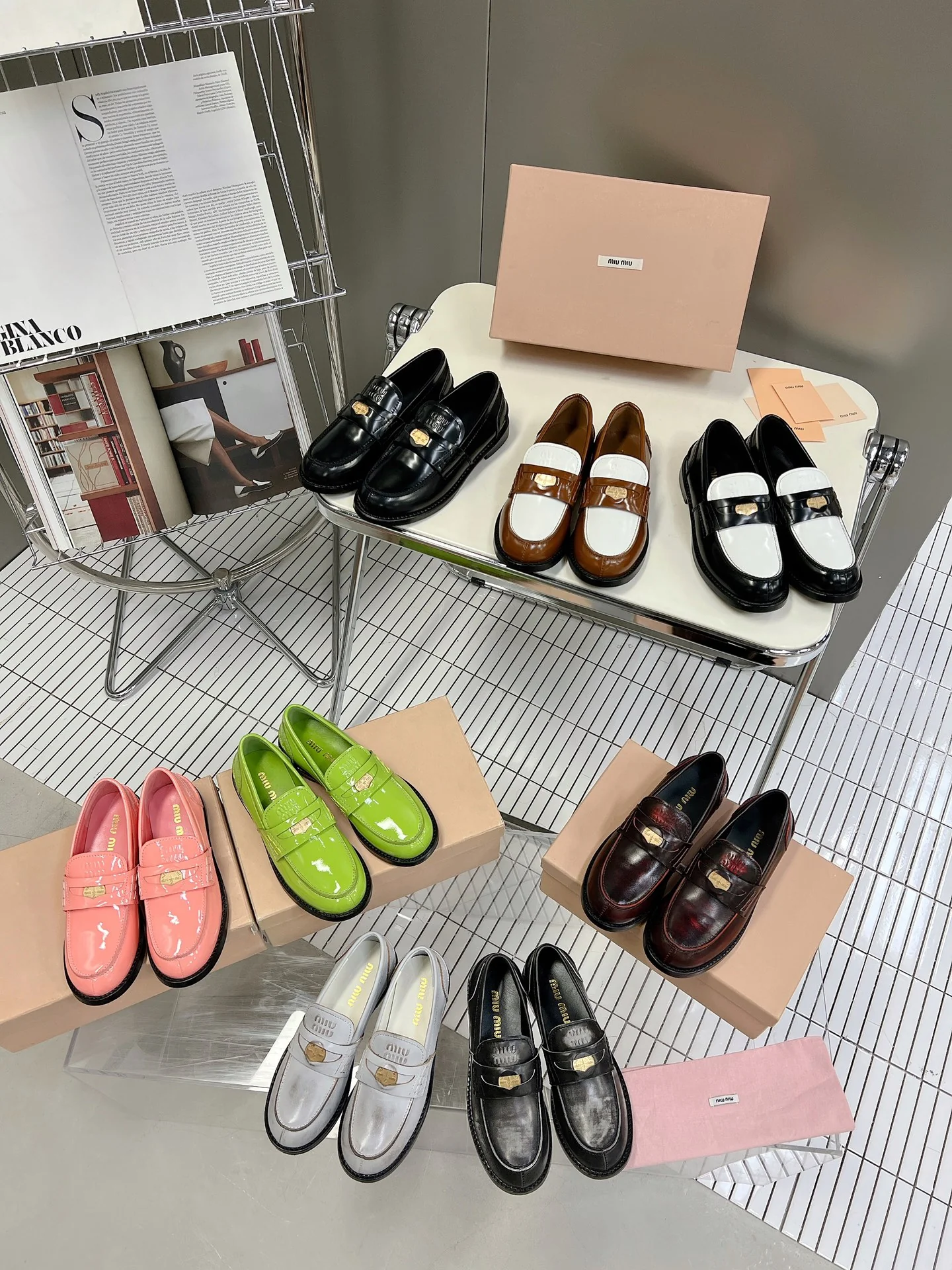 Лоферы Miu Miu Coin - изображение из коллекции