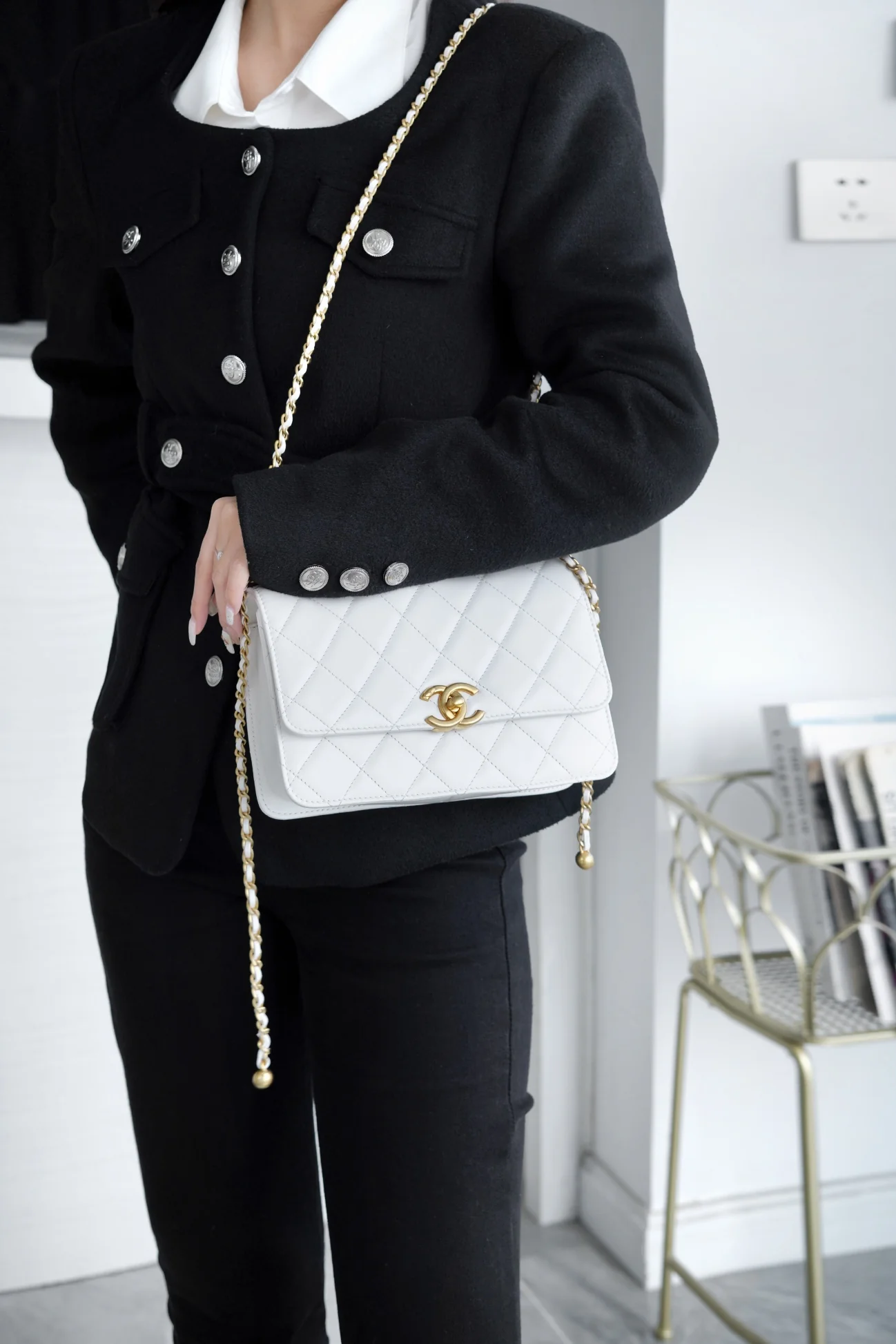 Chanel 24c Double Gold Ball CF Mini 19 White 1