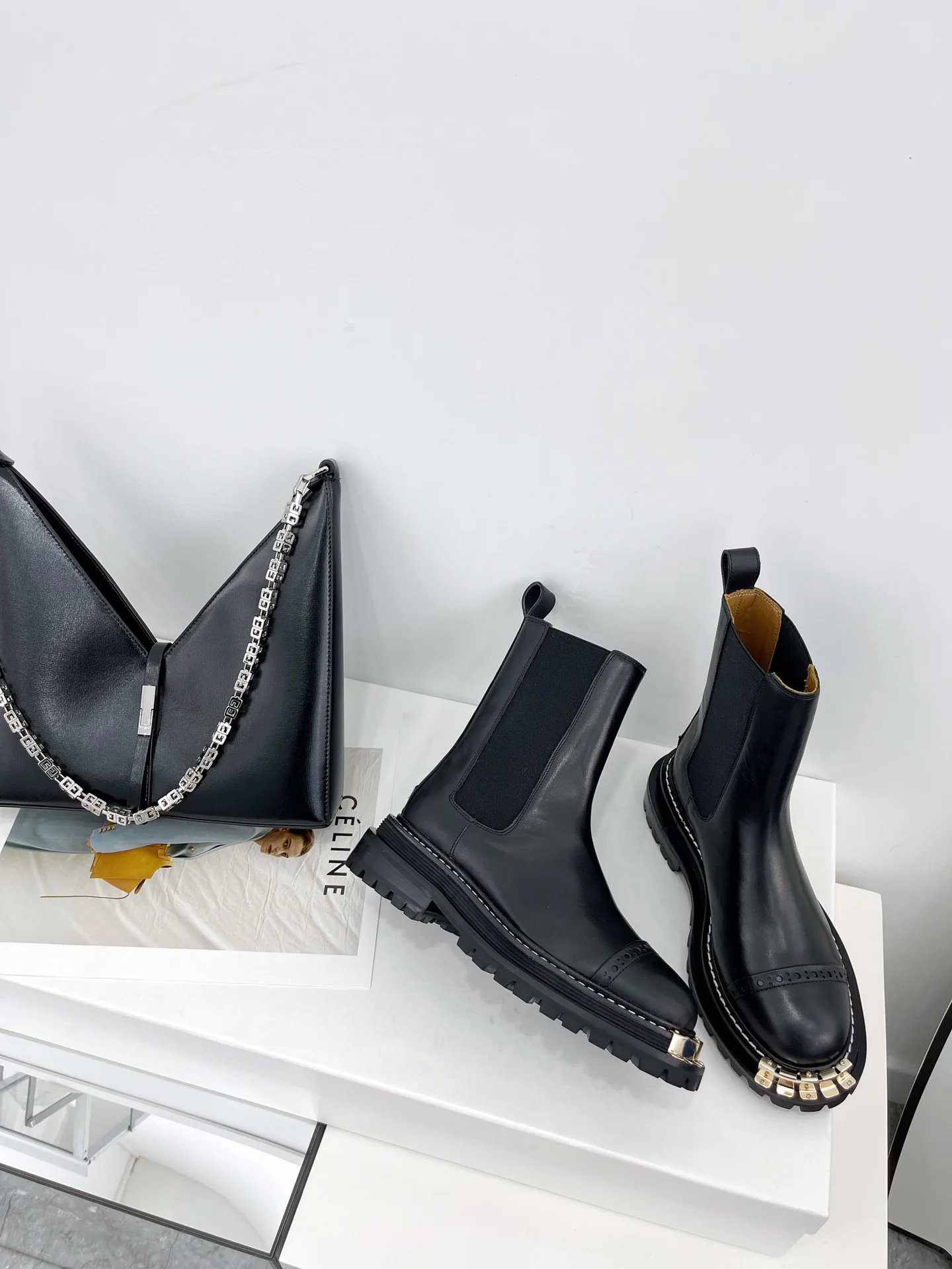 Обувь BV - BV - Металлическая колодка с отделкой стразами - Ботильоны