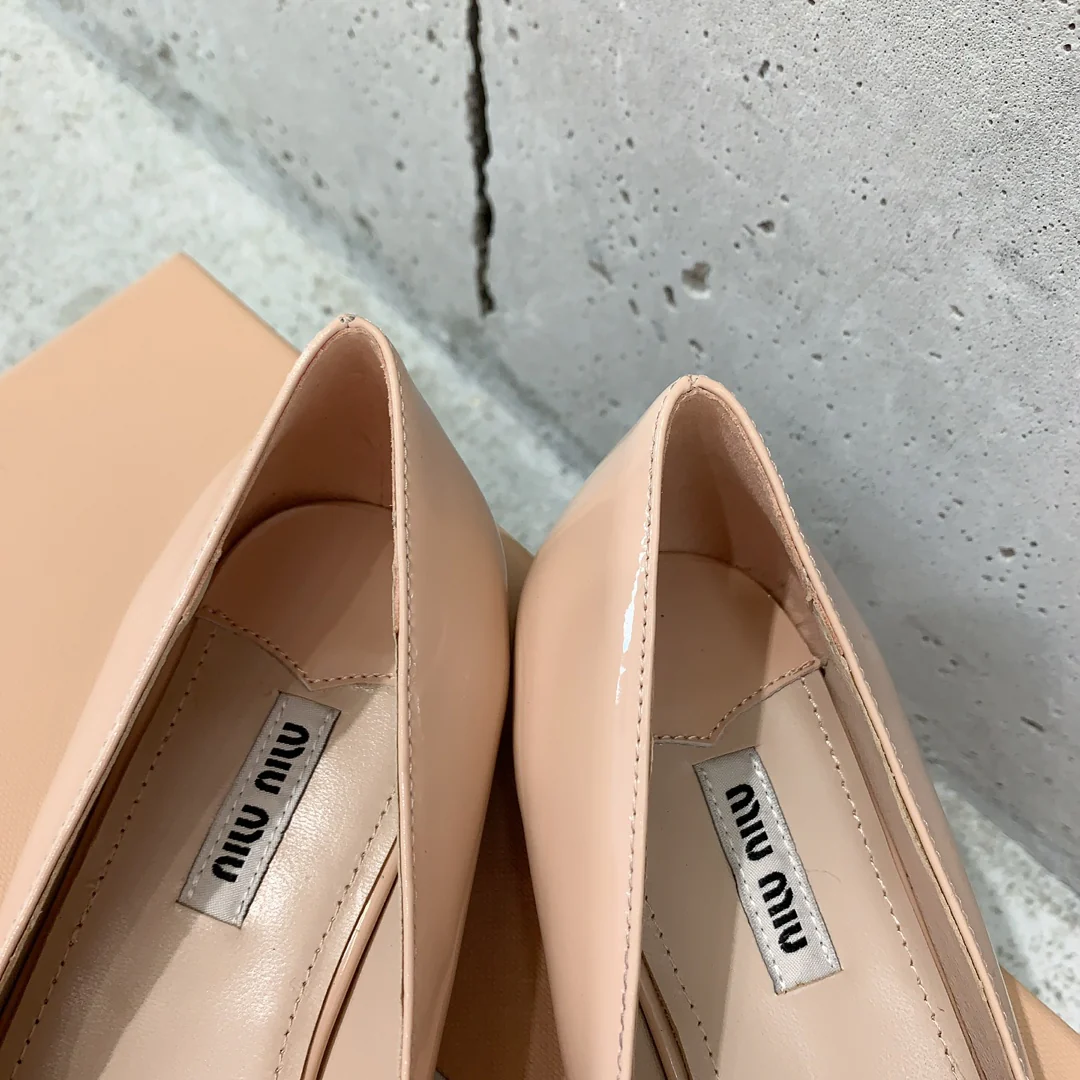 Туфли-балетки Miu Miu Mary Jane - розово-абрикосовые