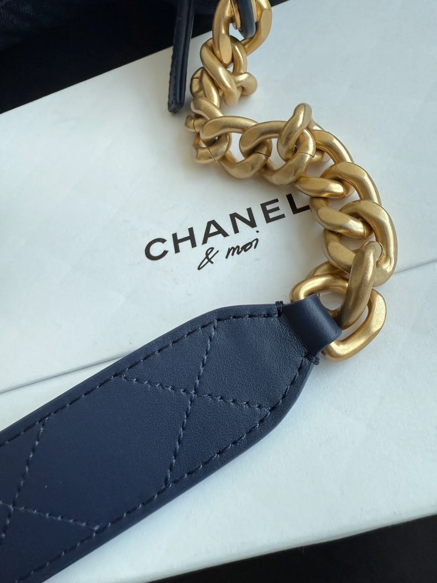 Chanel 25 Chobo Denim Small - Темно-синий