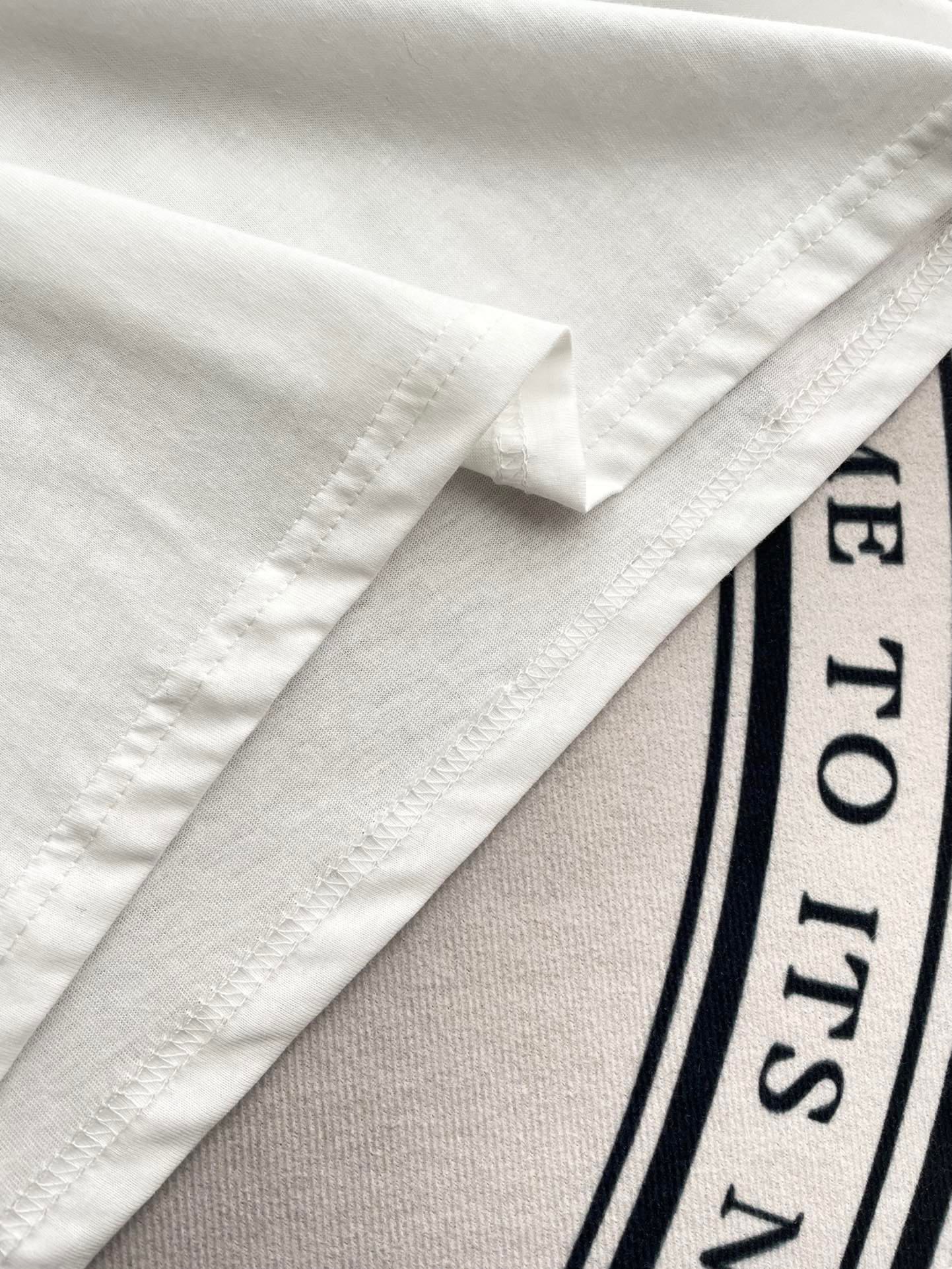 Miu Miu - 2404 - Футболка с коротким рукавом и буквенным принтом