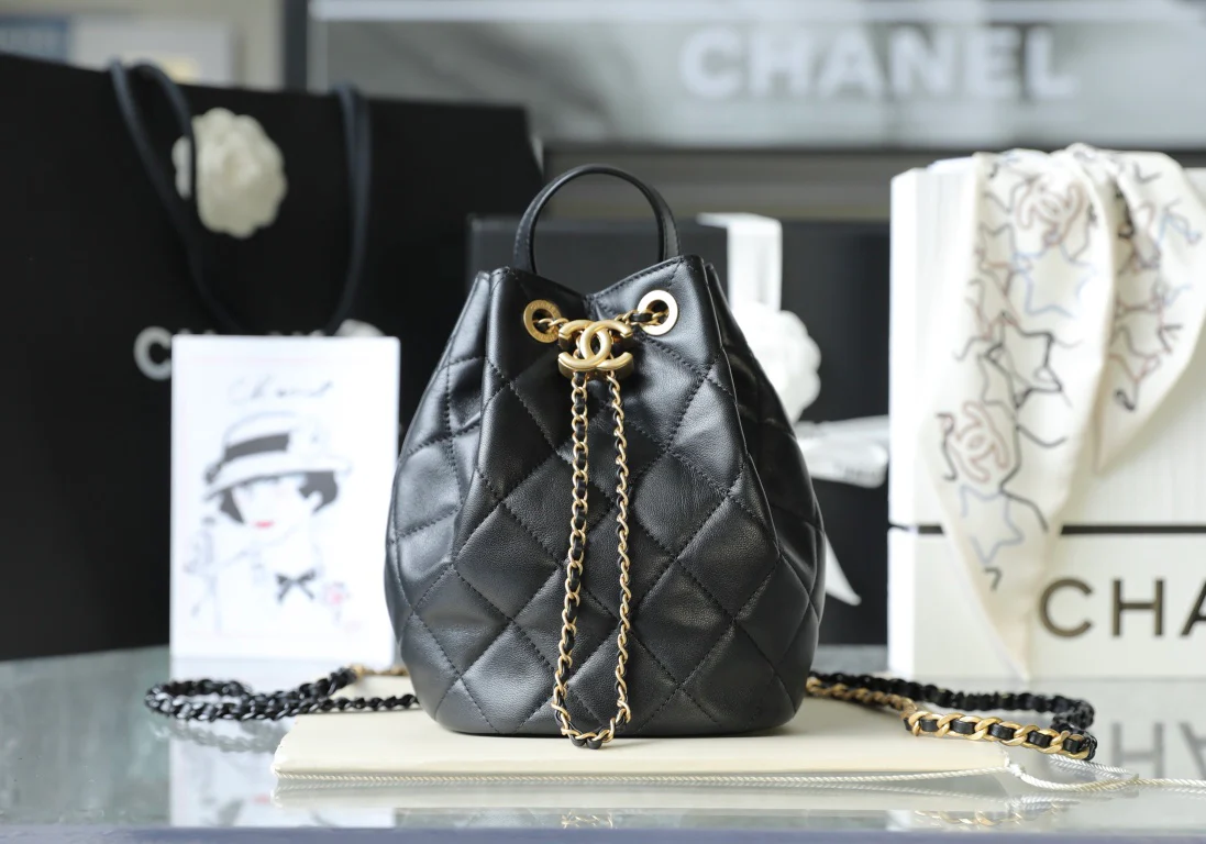 Рюкзак-ведро Chanel - 1