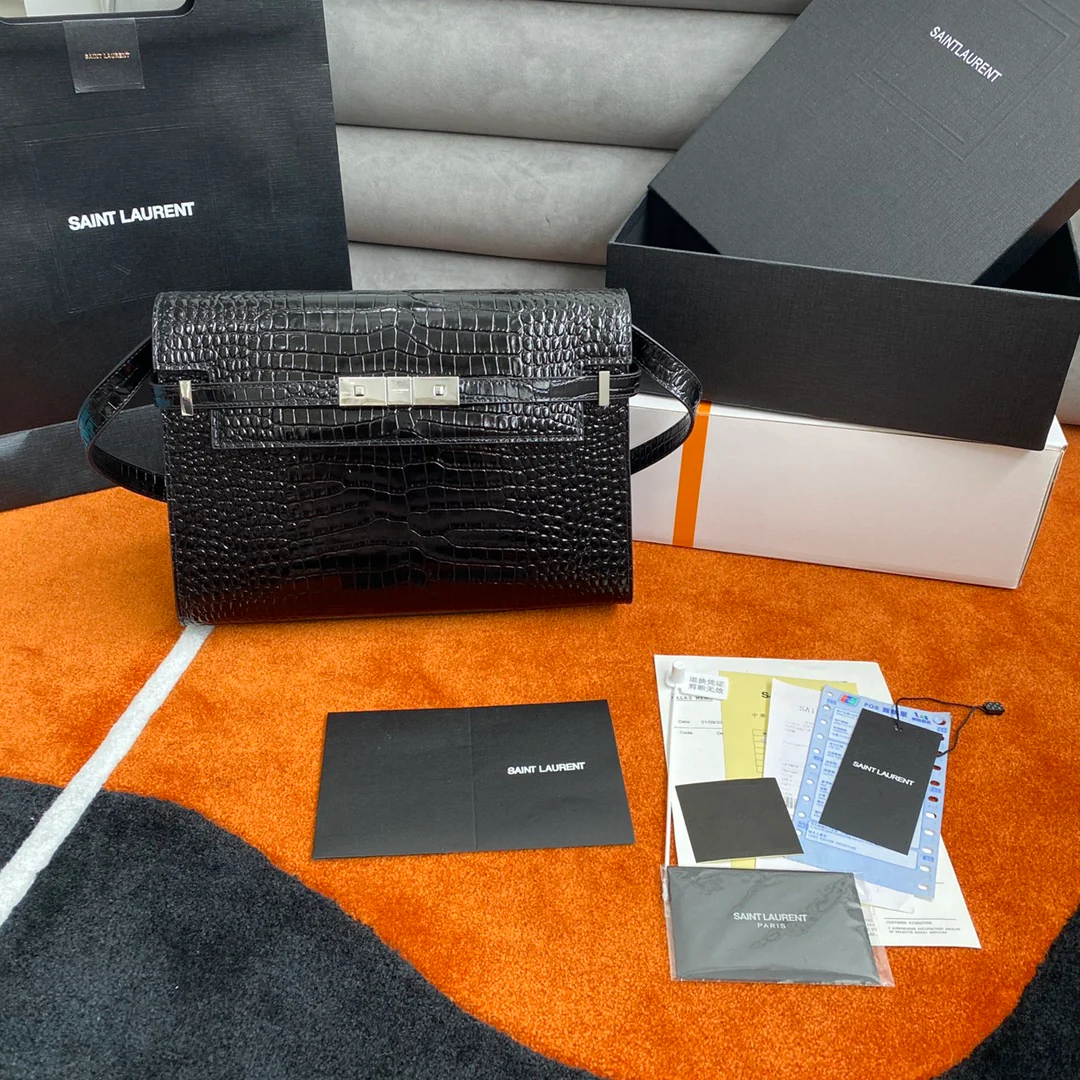 Сумка YSL Manhattan - фурнитура из серебра с тиснением под крокодиловую кожу.