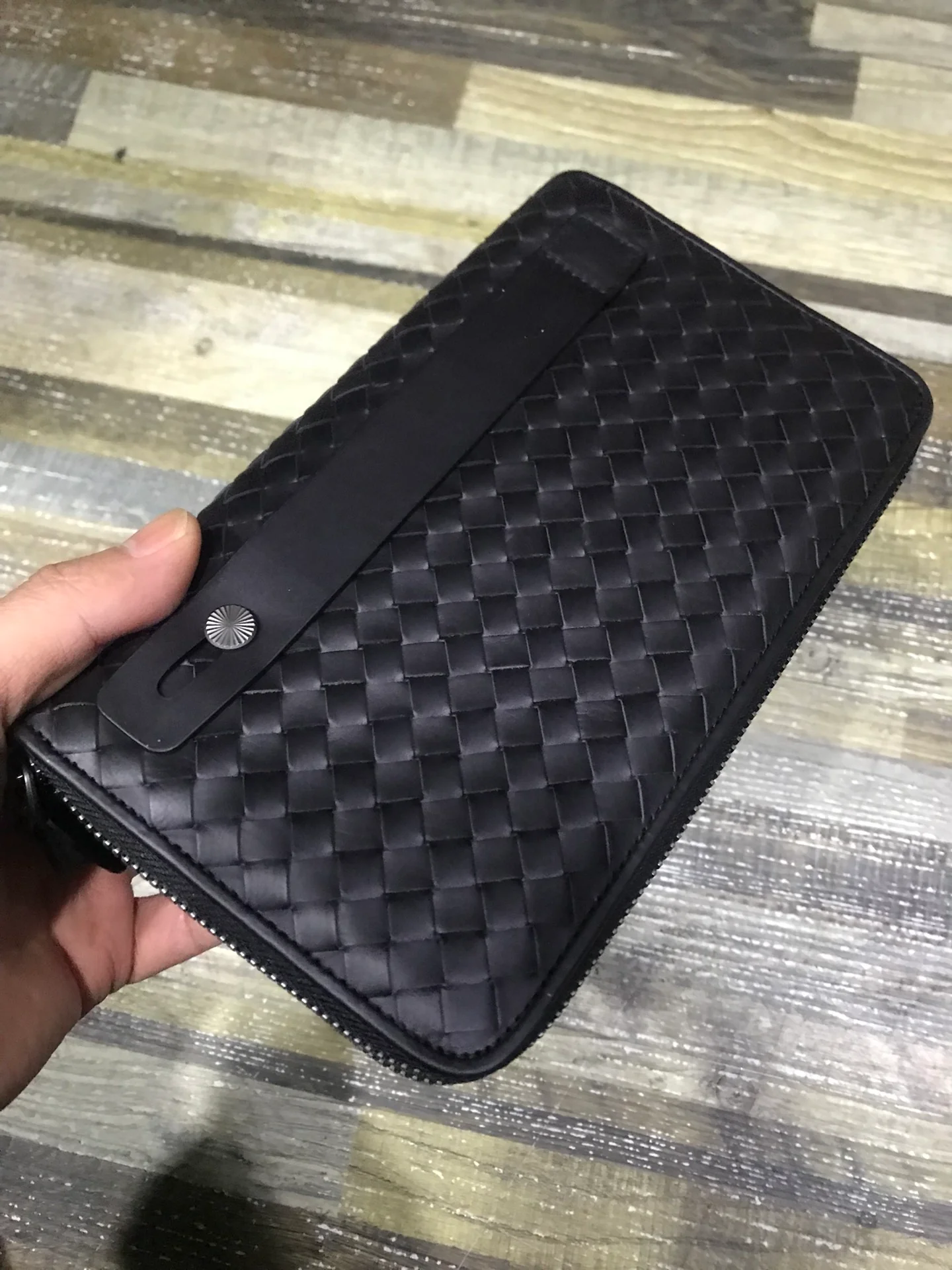 BV 双拉链手拿包-意大利原厂胎牛皮