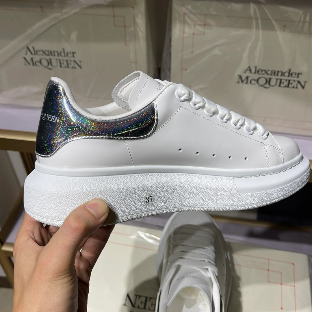 Классические белые кроссовки McQueen - унисекс - серебристый каблук с зеркальной отделкой