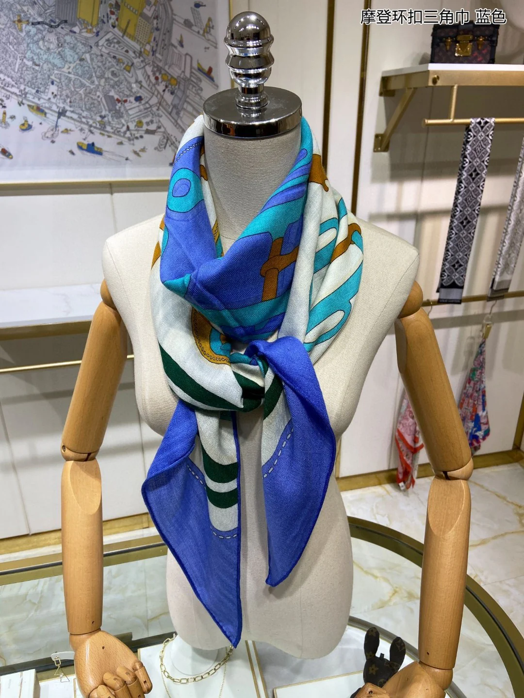 LV - Современный треугольный шарф с пряжкой - 94 - 188 - 70 - Кашемир - 30 - Шелк - Синий