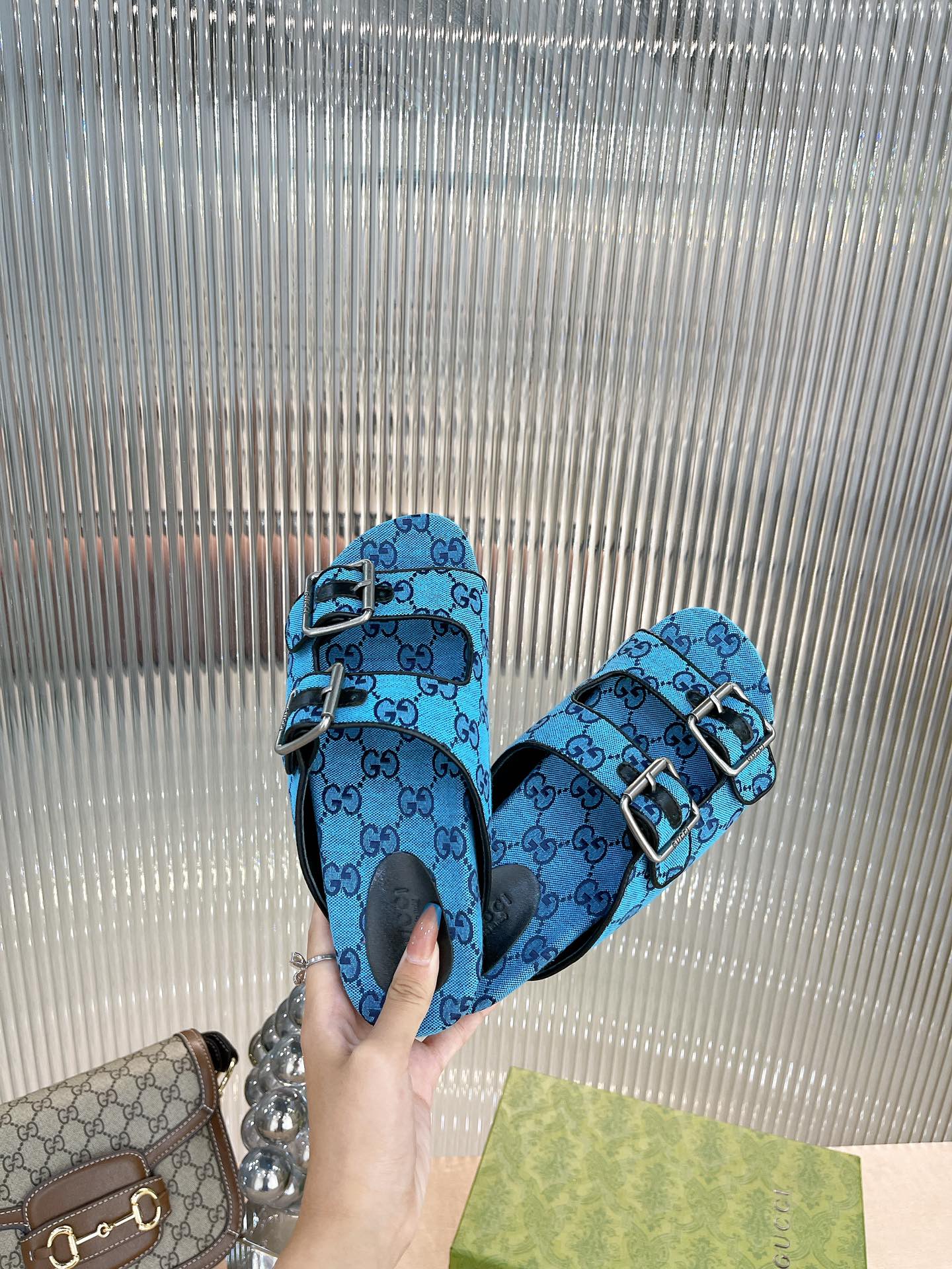 Тапочки Gucci