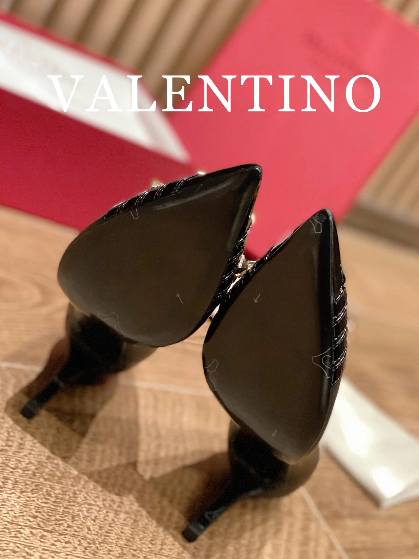 Valentino - Черные туфли на высоком каблуке