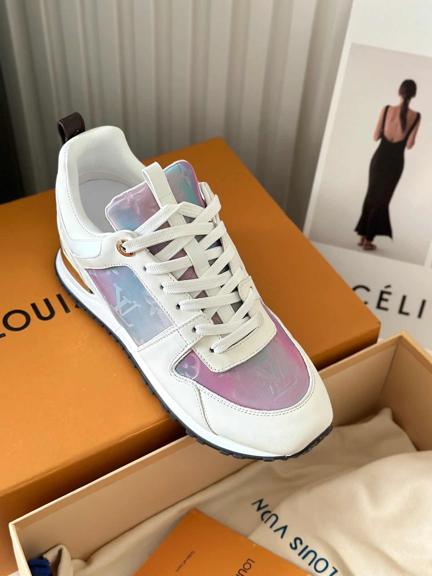 Кроссовки LV Runaway - Переливающаяся кожа - Фиолетовые