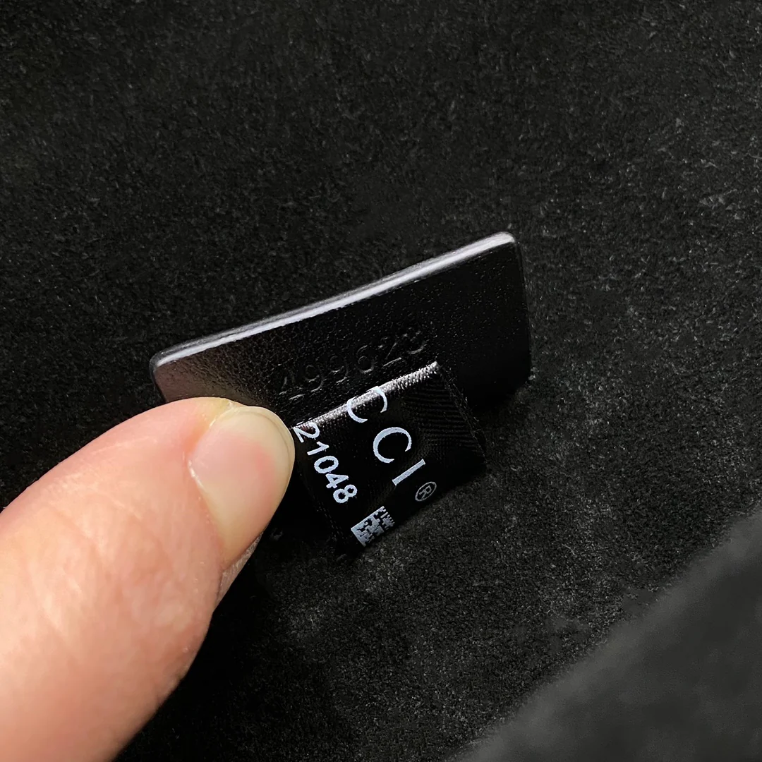 Сумка Gucci Dionysus - Монограммная канва, черная - 25 см x 7 см x 14 см