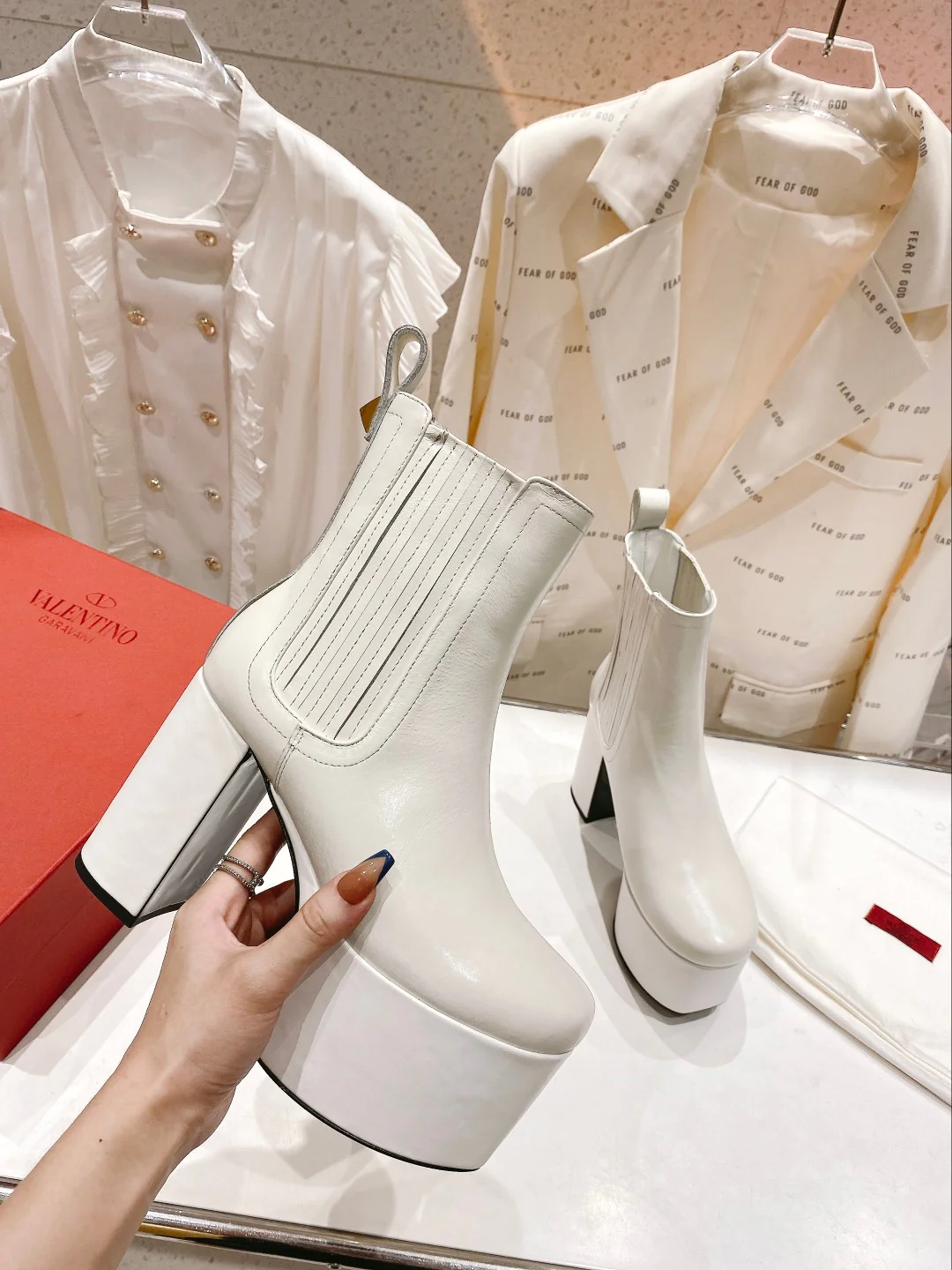 Ботильоны на платформе Valentino - белые