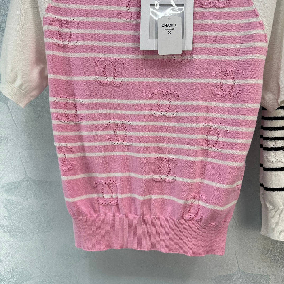 Вязаный топ Chanel 2404 в минималистичную полоску - розовый