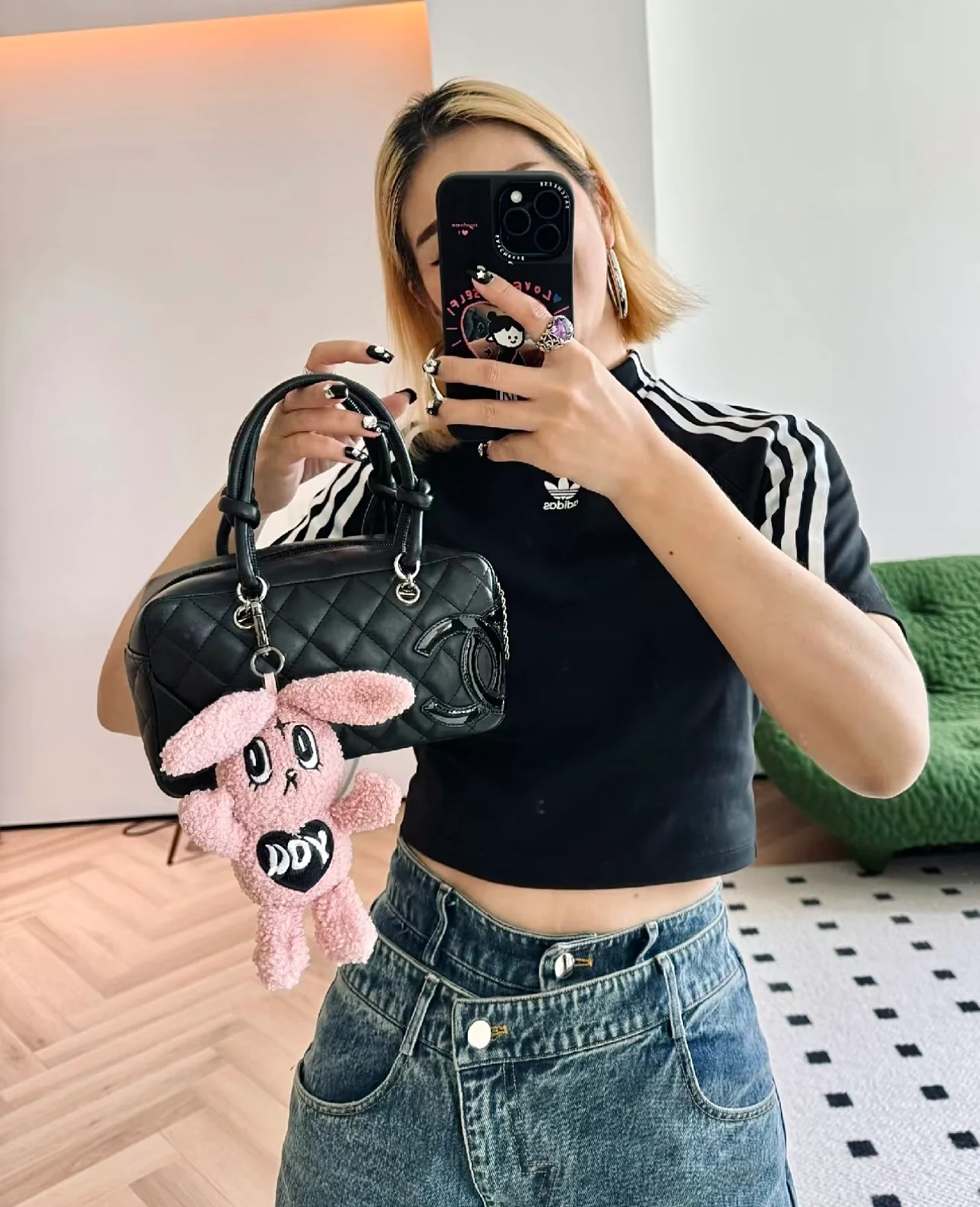 Chanel - Винтажная сумка-подушка Kang Peng - Полностью черная