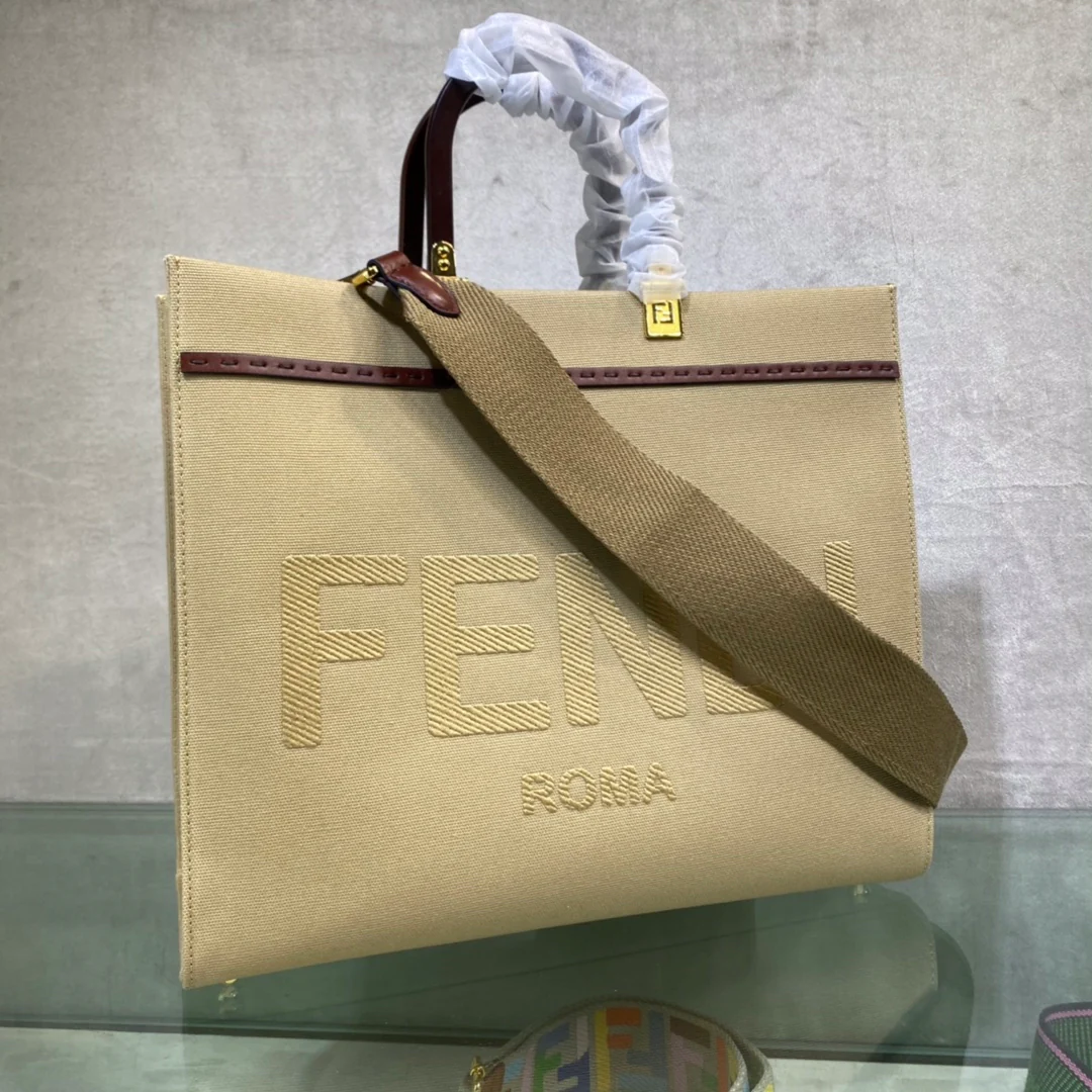 Сумка-тоут Fendi Sunshine Medium из бежевого холста