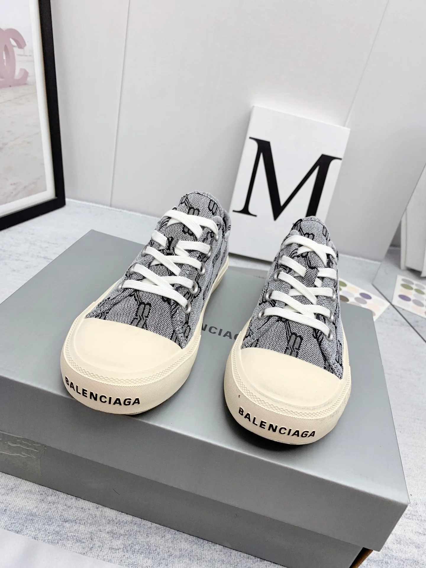 Новинка сезона осень/зима 2022 от Balenciaga - Парижские парусиновые туфли - Унисекс - Серые