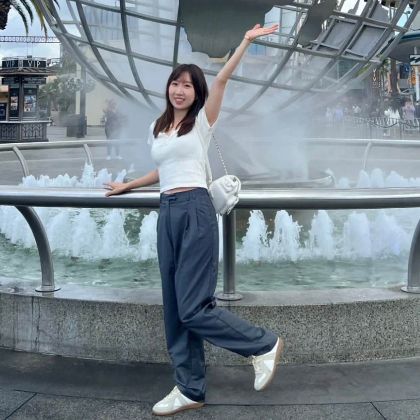 Chanel - Новая маленькая сумка через плечо Tank Duma - Два боковых кармана - Белая - 1