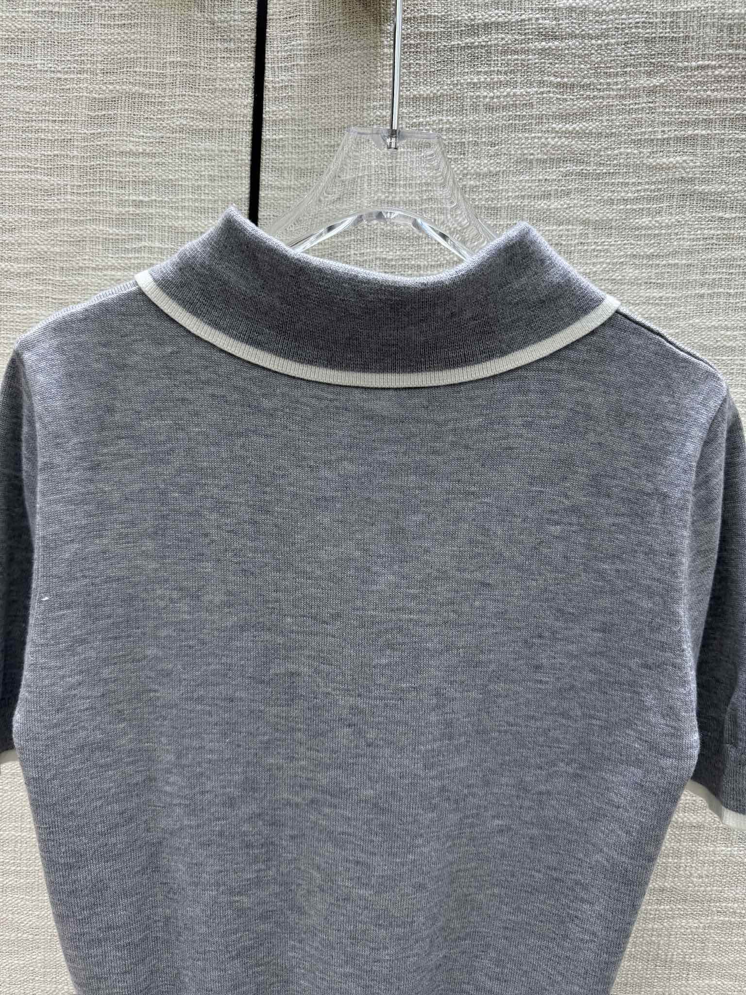 Miu Miu - 2404 - Трикотажная футболка-поло с коротким рукавом и воротником-поло в стиле колор-блок - Серая