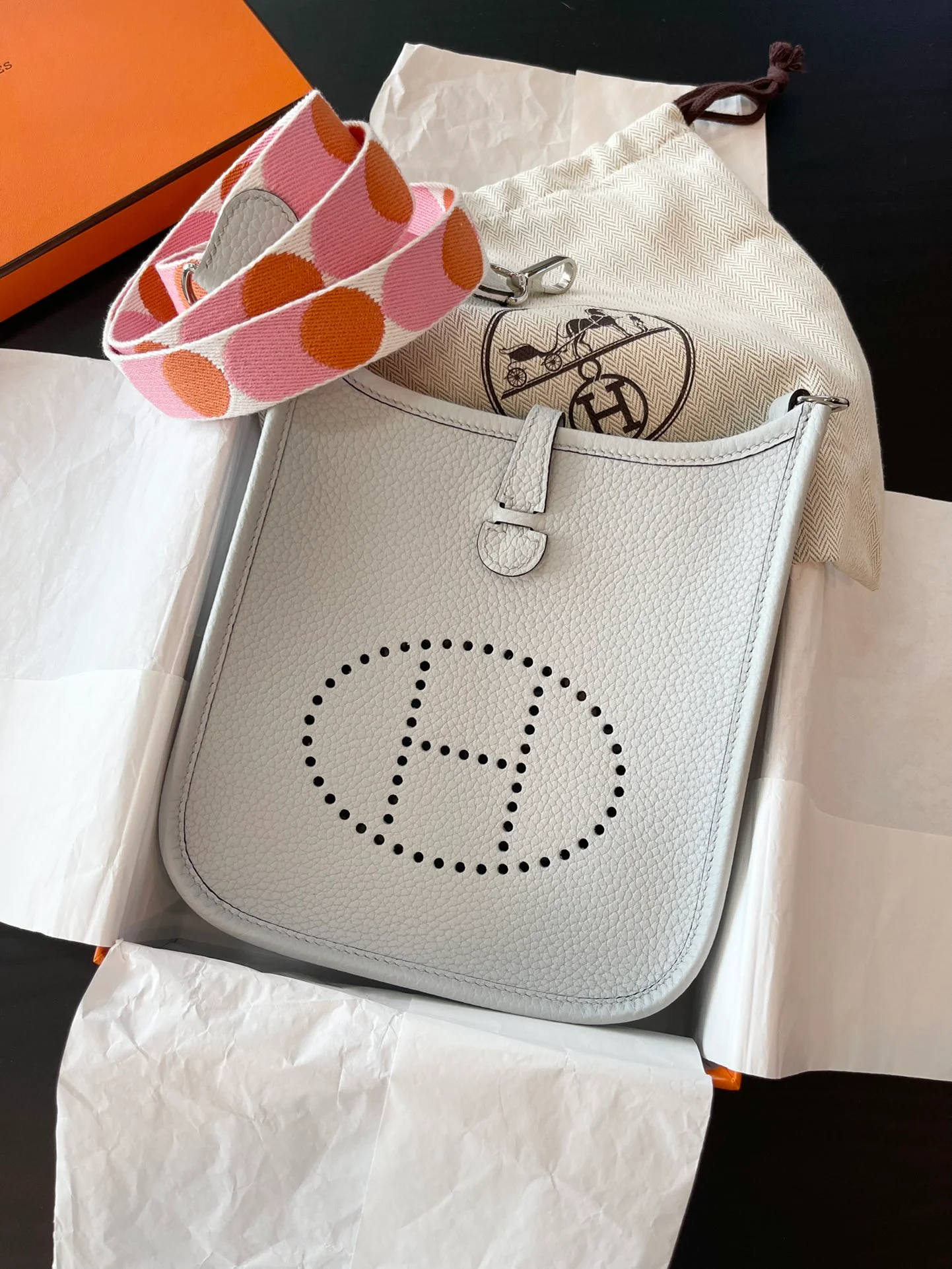 Пряжка Hermes Evelyne 16-tc-Cup сине-серебряная