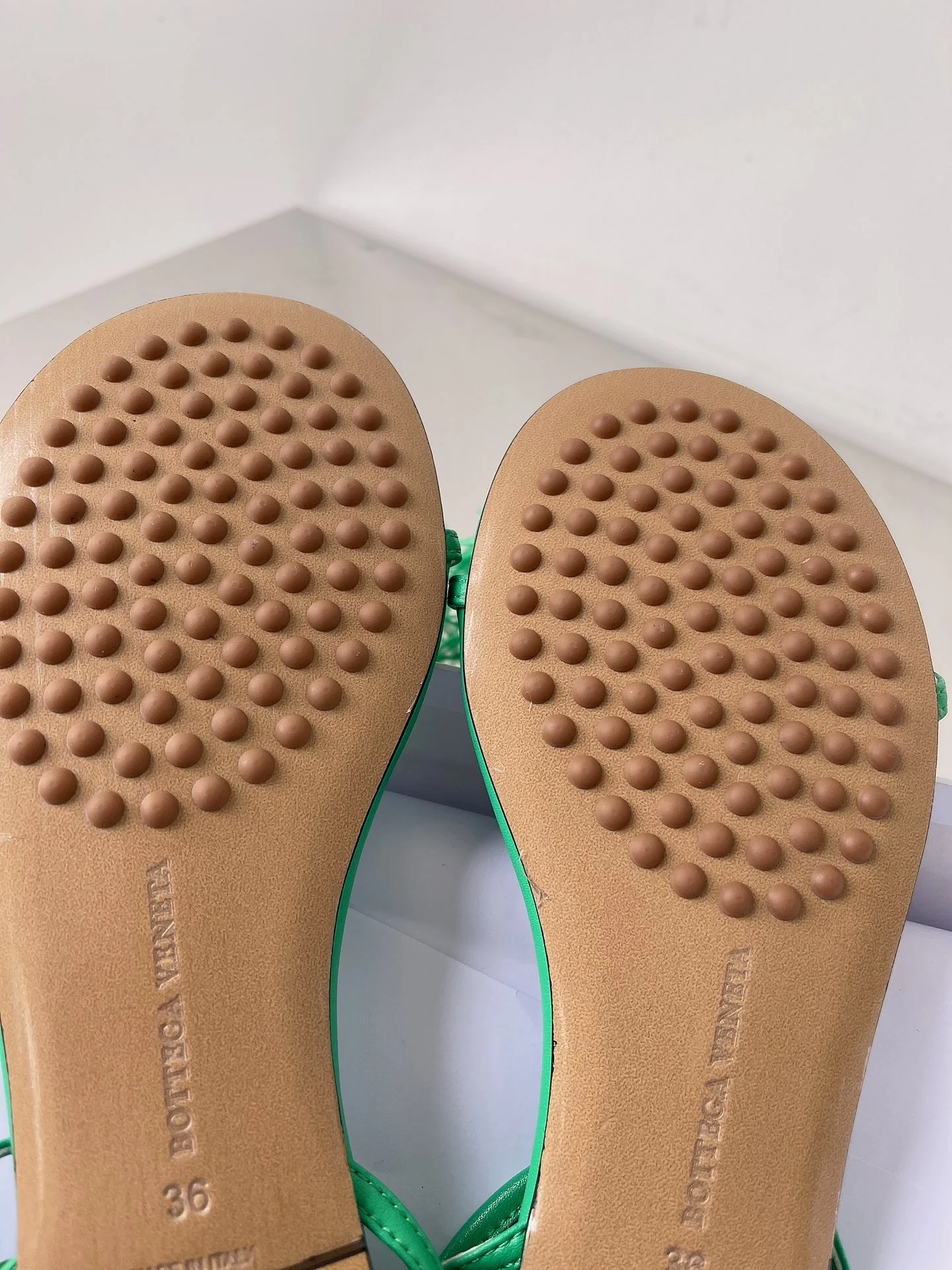 BV - Пушистые босоножки на высоком каблуке-шпильке - Зеленые