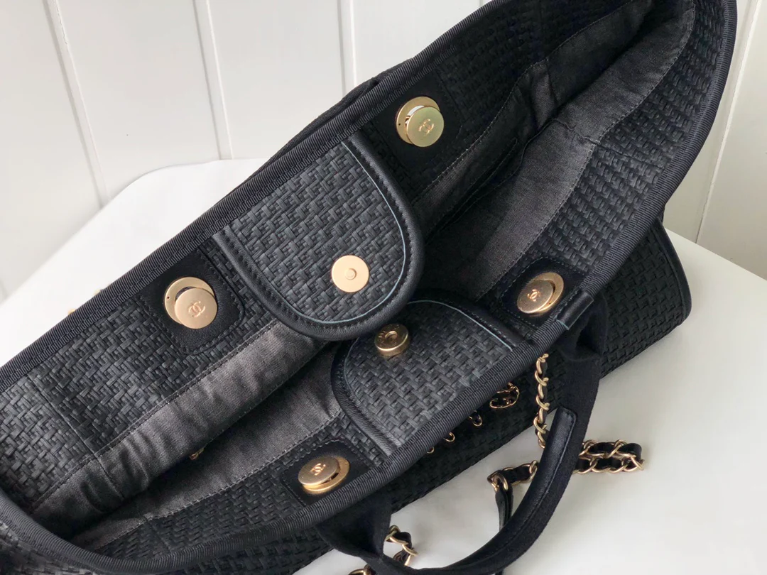 Соломенная пляжная сумка Chanel - Черная - Большая